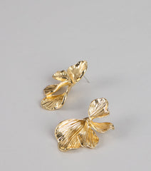 Falling For You Leaf Earrings