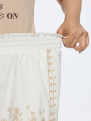 Cotton Floral Embroidered Pockets Wide-Leg Shorts