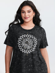 Stretchy Floral Motif Round Neck T-Shirt