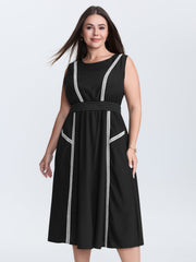 Lace Trim Shirred Waist Round Neck Midi Dress