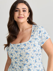 Stretchy Floral Print Curvy Hem T-Shirt