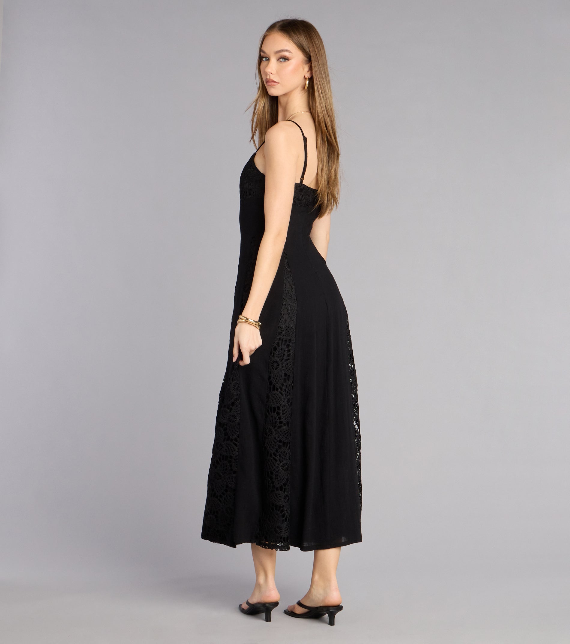 Soft Spoken Statement Linen V Neck Maxi Dress