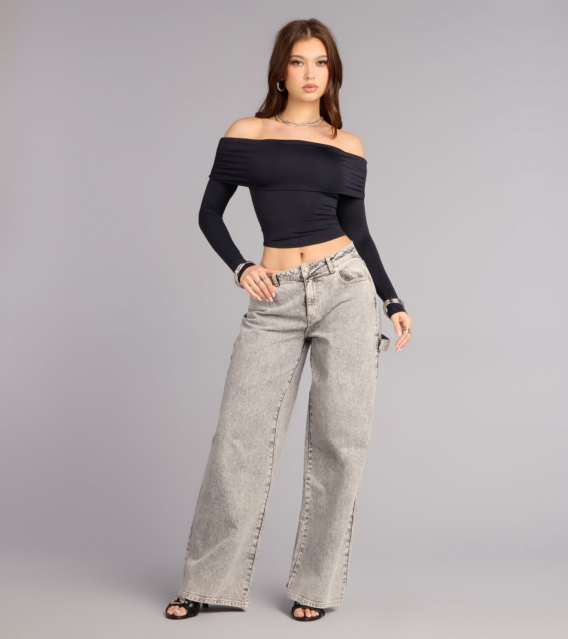 Easy Icon Off-Shoulder Top