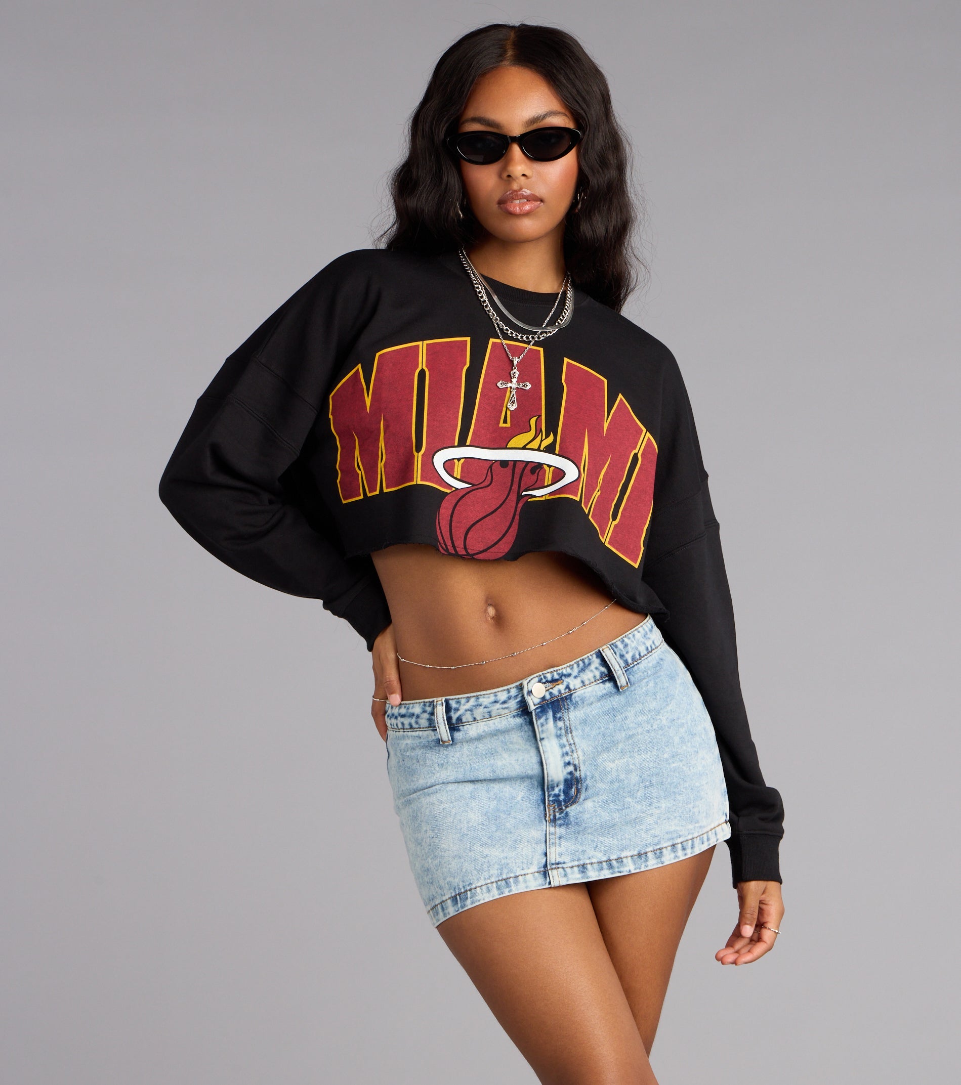 Ultra Game NBA Miami Heat Crop Sweatshirt