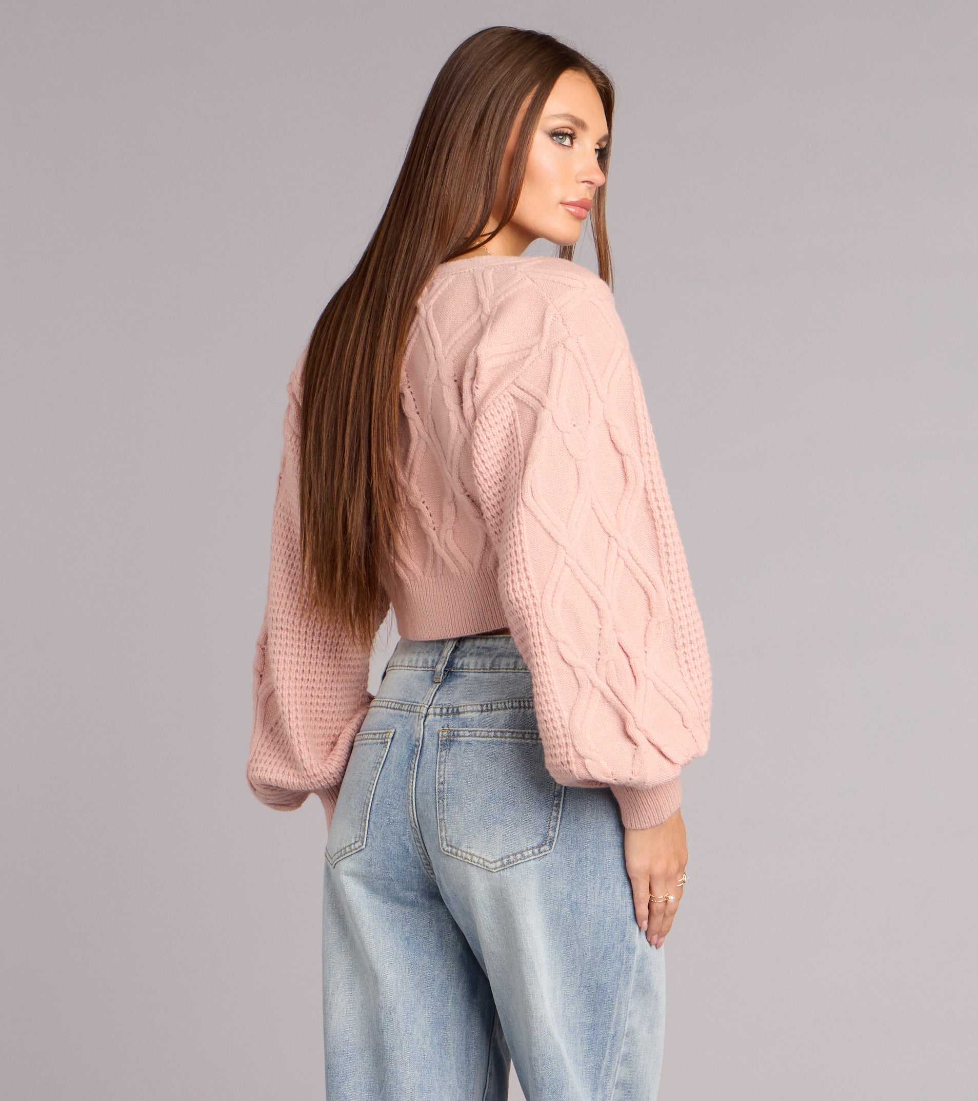 Off Duty Charm Cable Knit Crop Cardigan