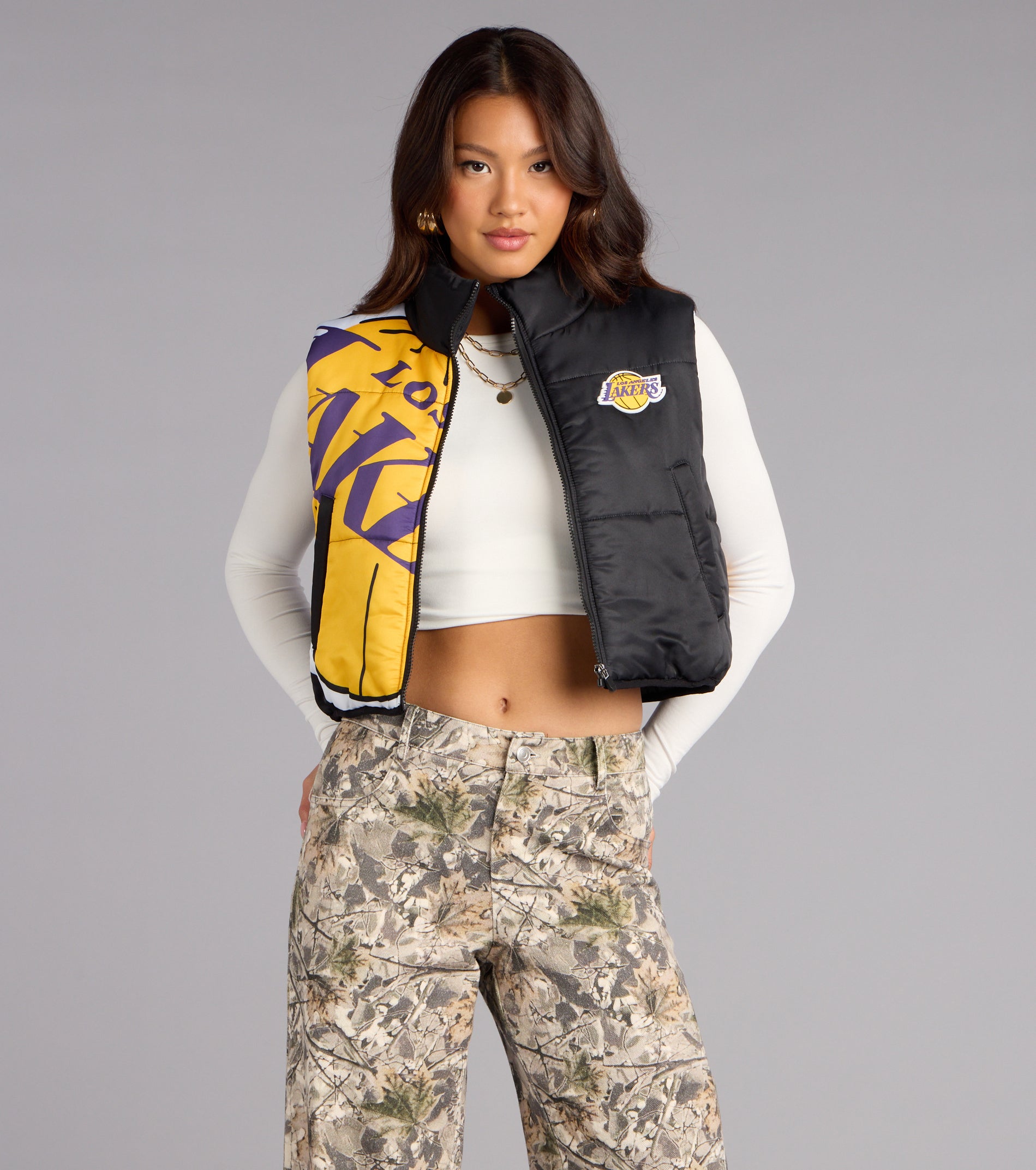Ultra Game NBA Los Angeles Lakers Puffer Vest