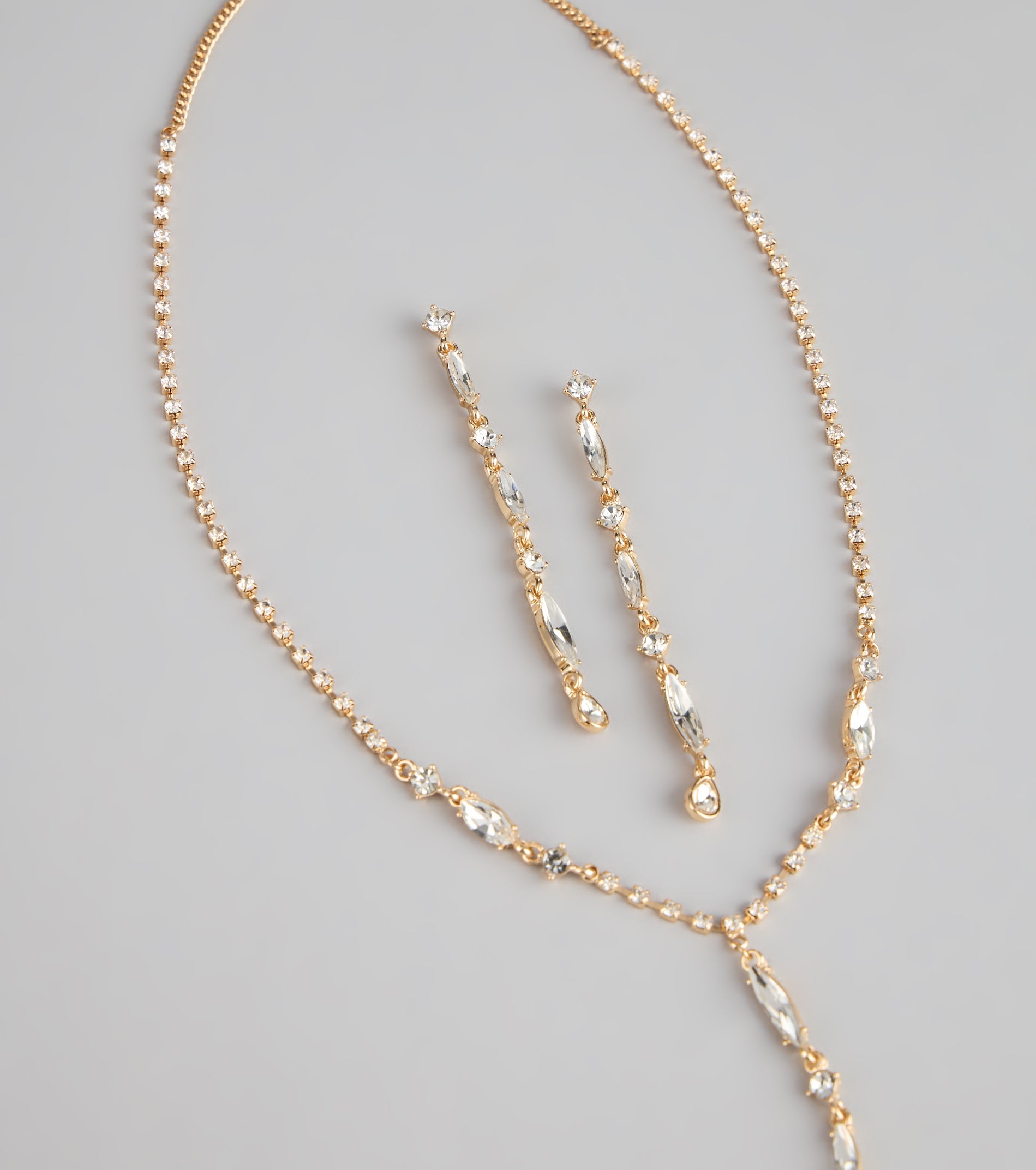 Luxe Glow Necklace And Earrings Set
