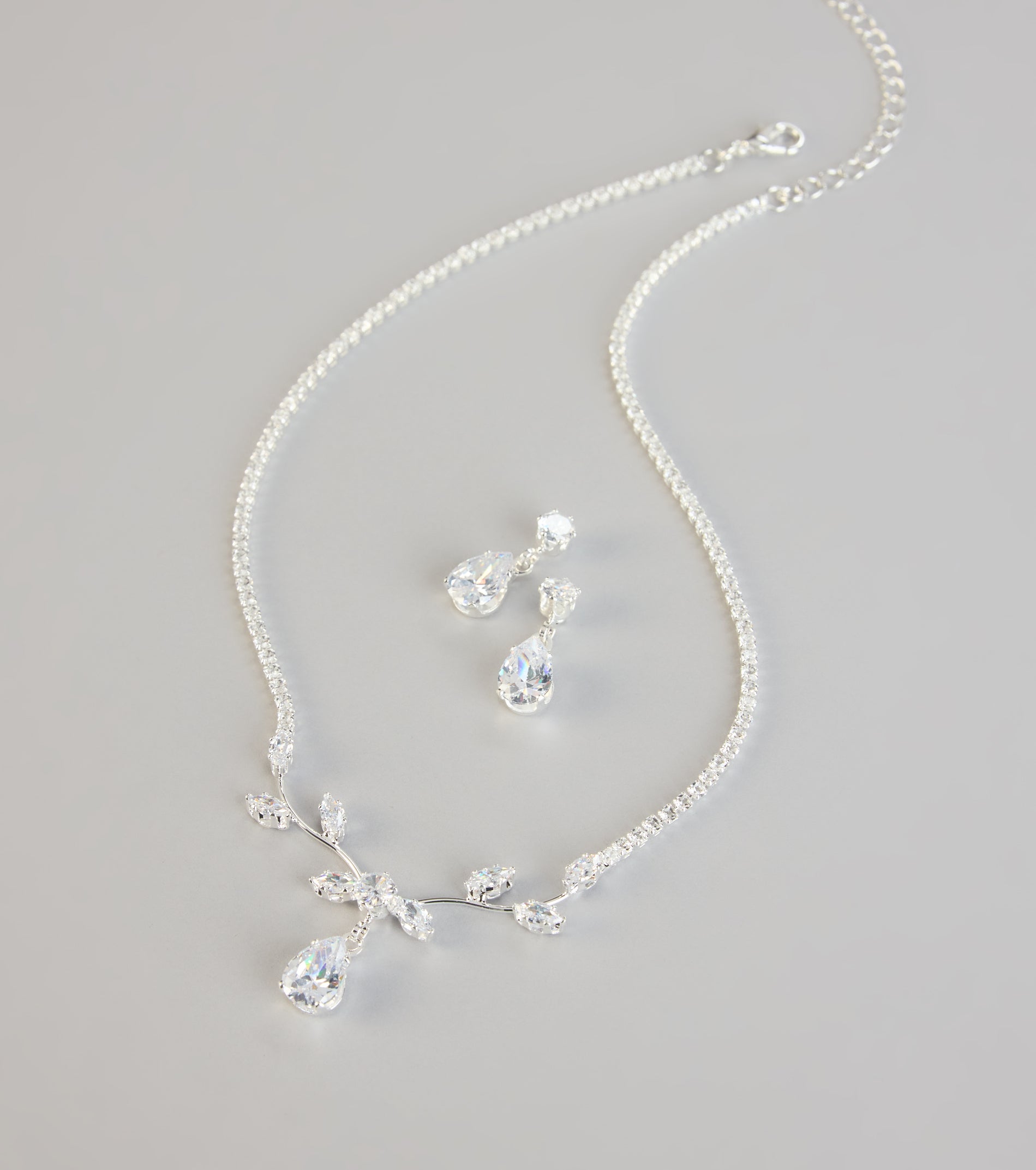 Radiant Luxe Cubic Zirconia Jewelry Set