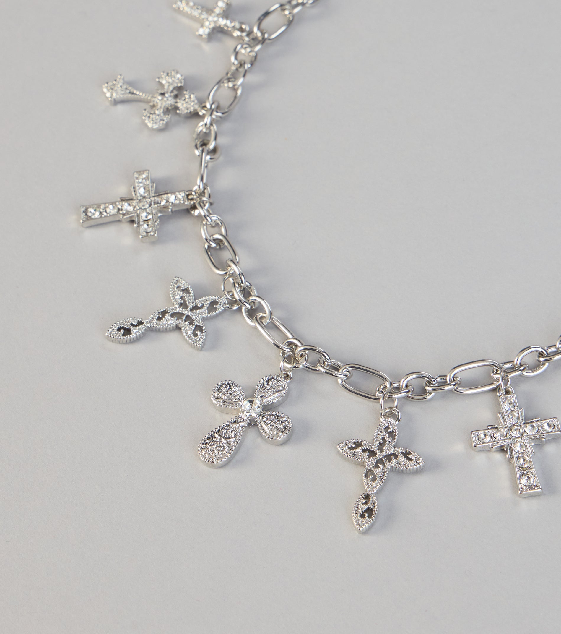 Faith Mode Cross Charm Necklace