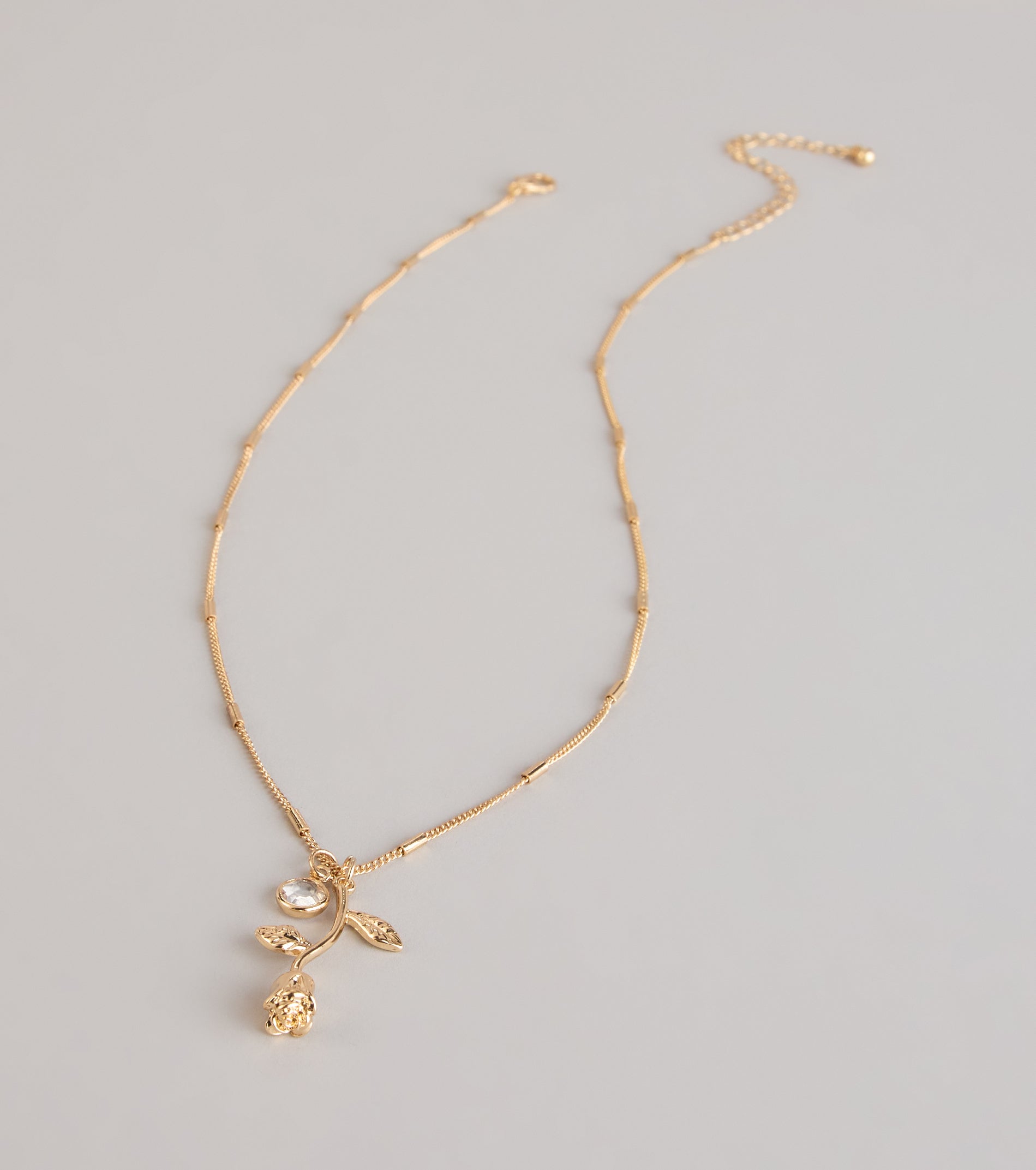 Finishing Touch Floral Necklace