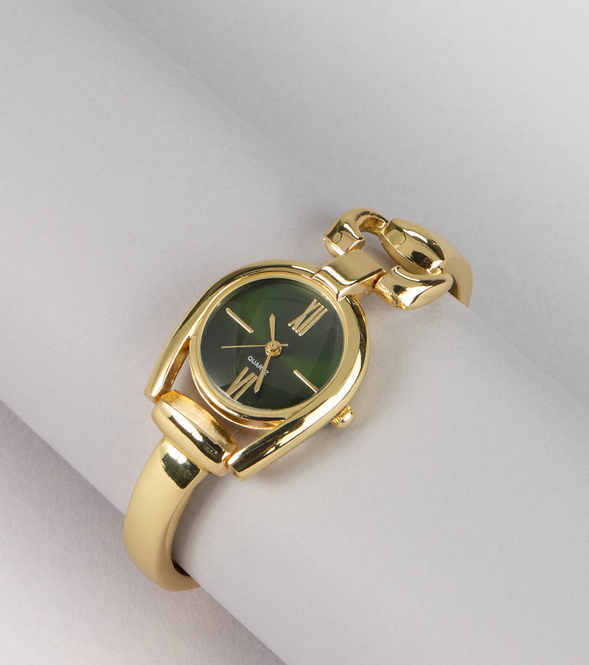 The Effortless Luxe Bracelet Watch