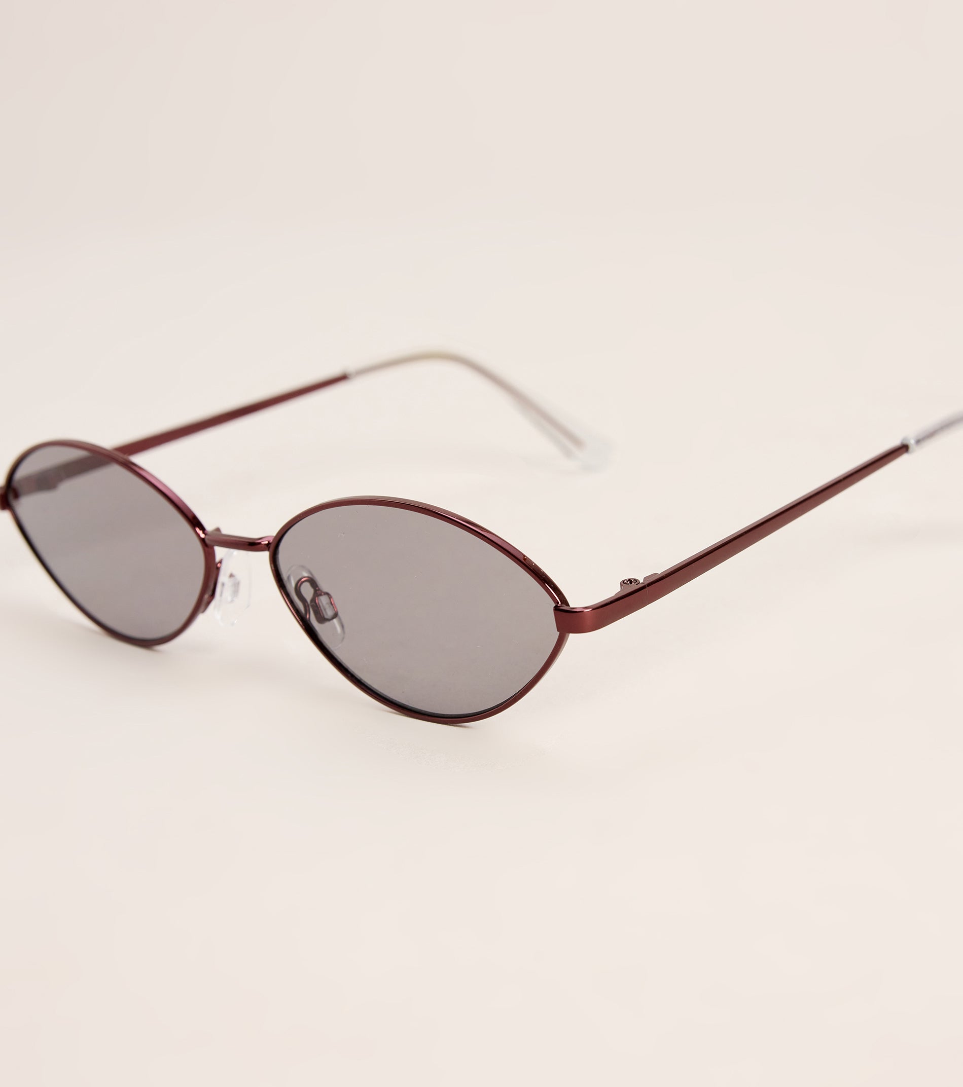 Lowkey Iconic Small Oval Sunglasses