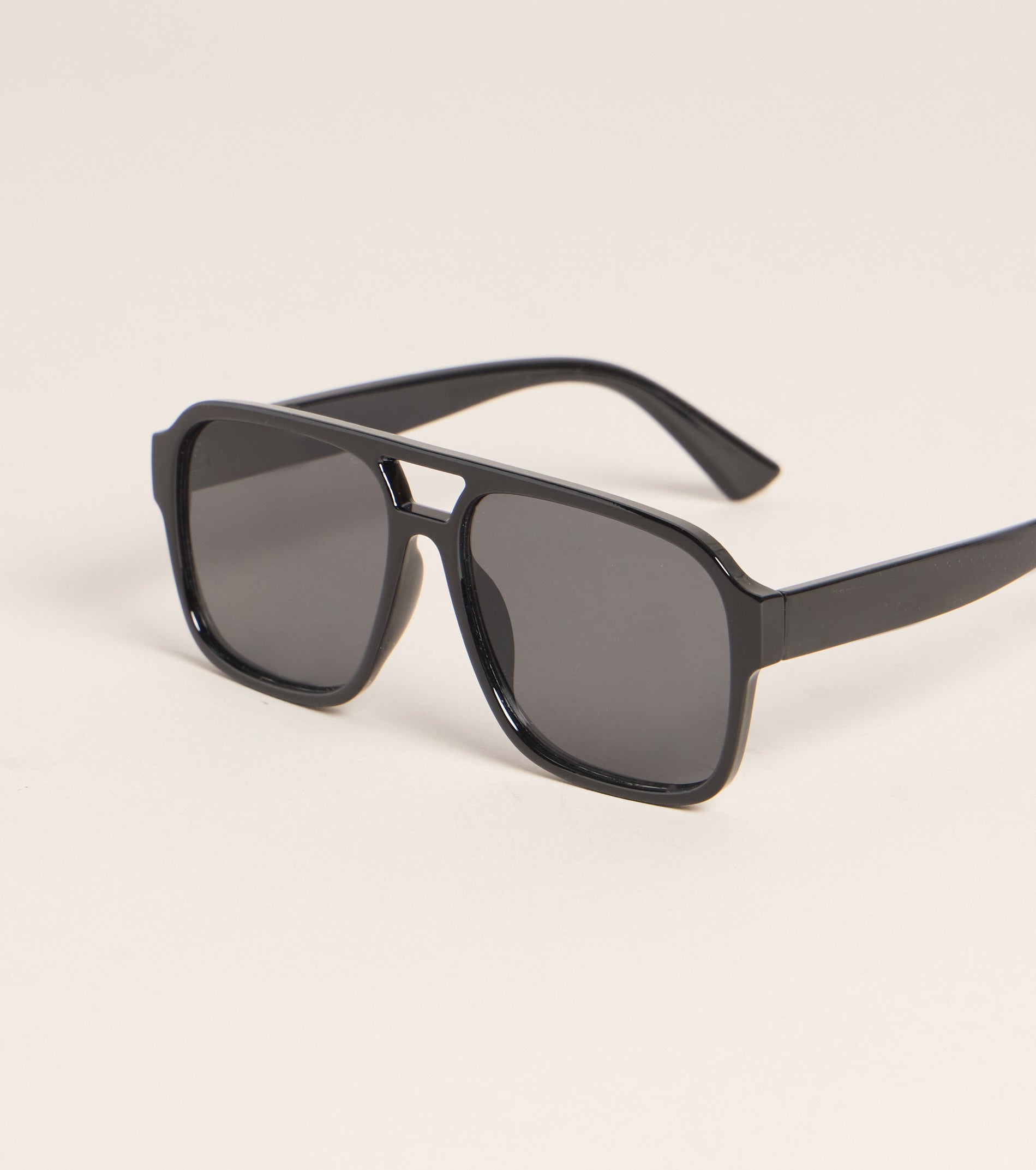 Catch Flights Aviator Sunglasses