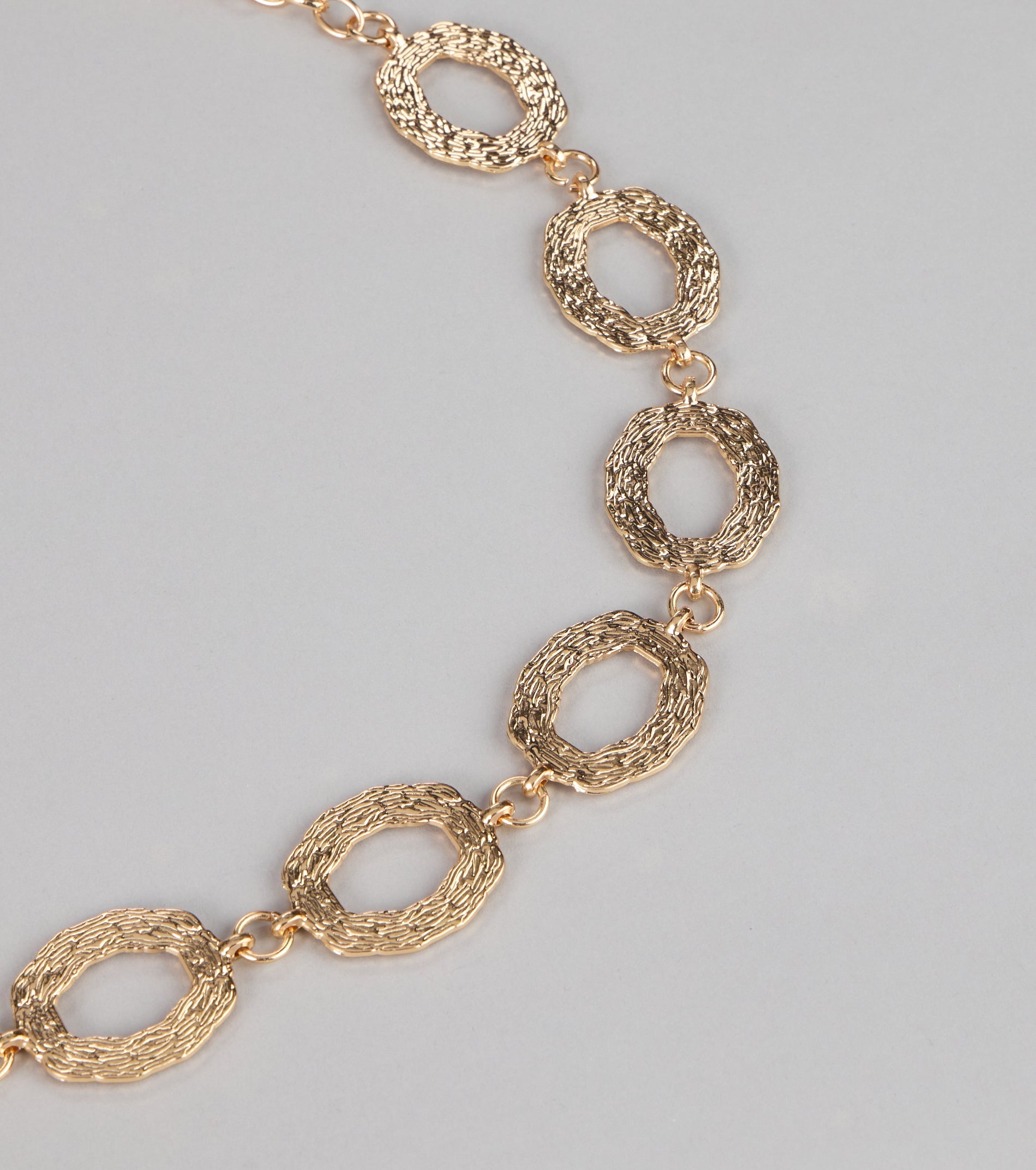 Linked Up Luxe Oval Chain Belt