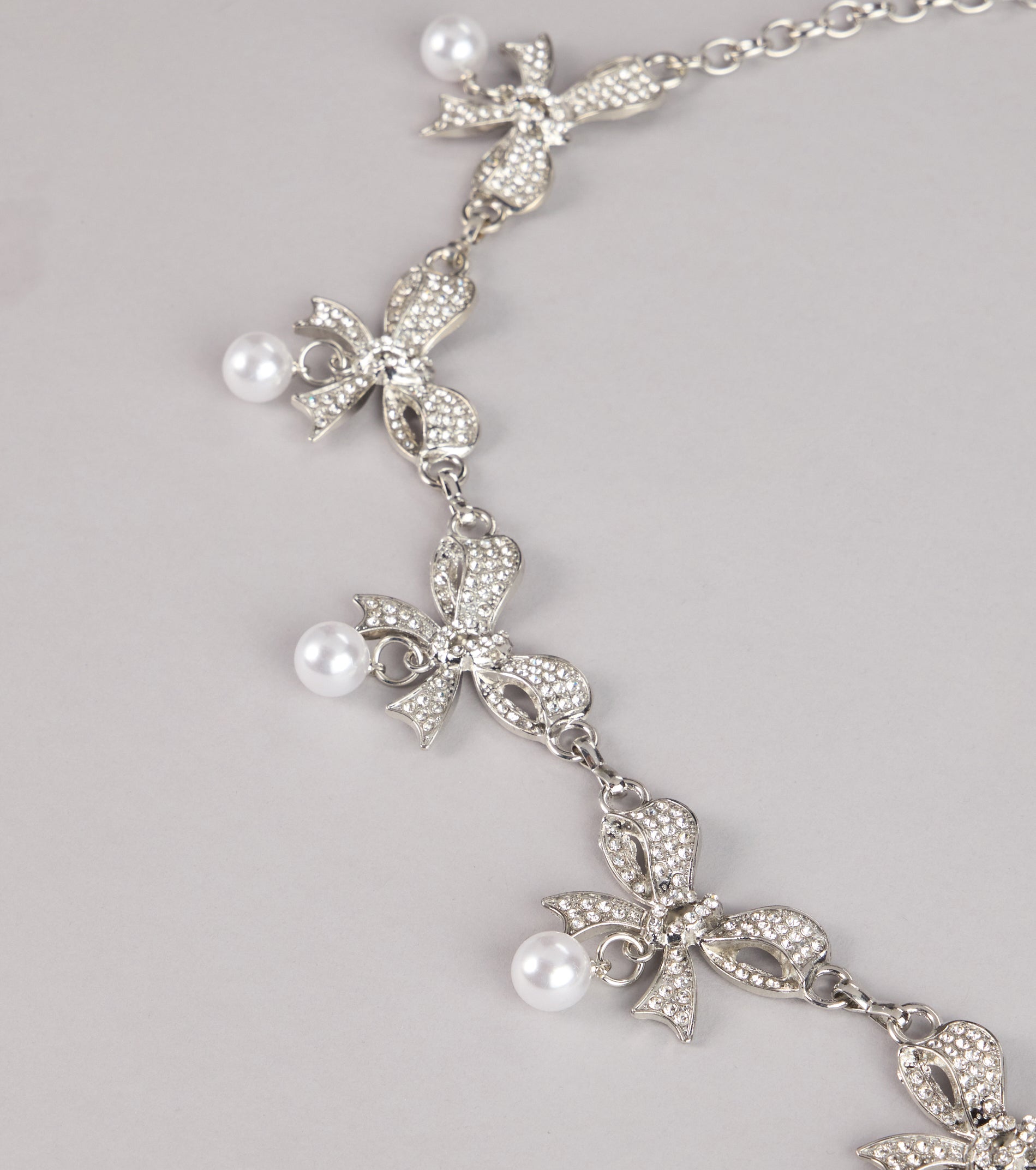 Glam Bow And Pearl Charm Belt