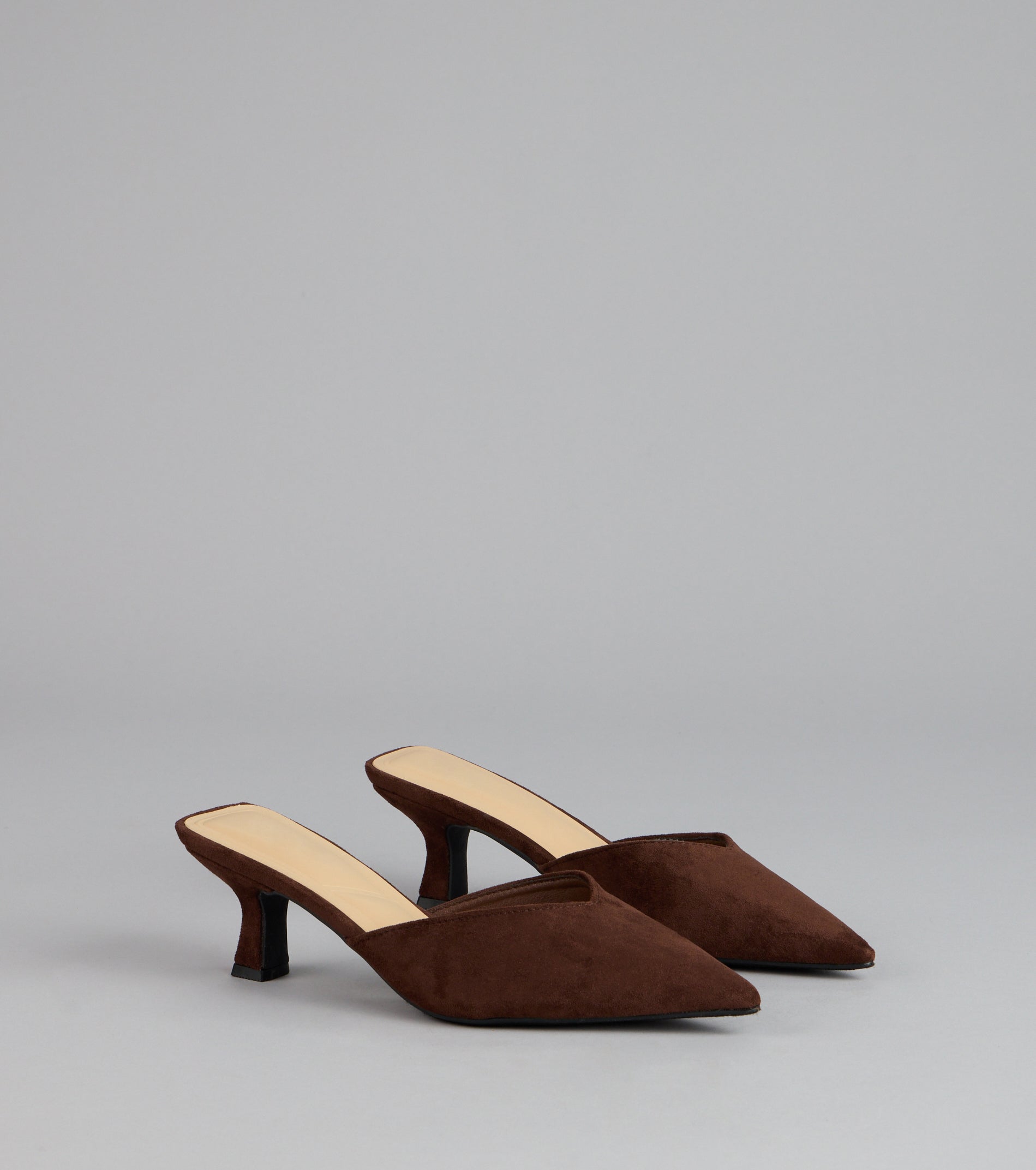 Chic Steps Pointed Toe Pumps