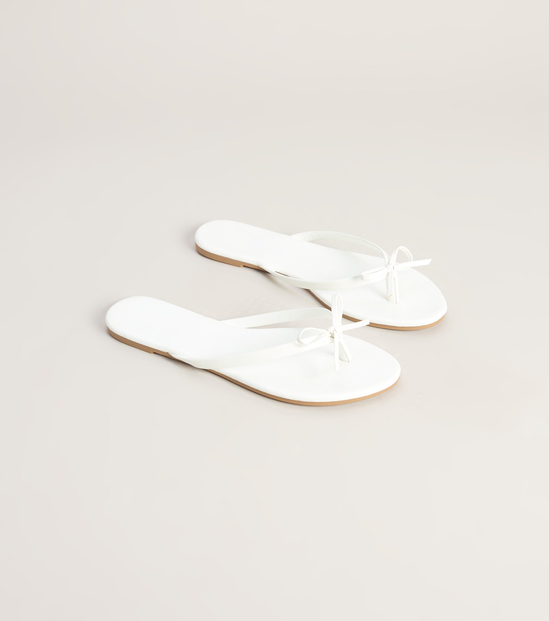 Weekend Away Bow Thong Sandals