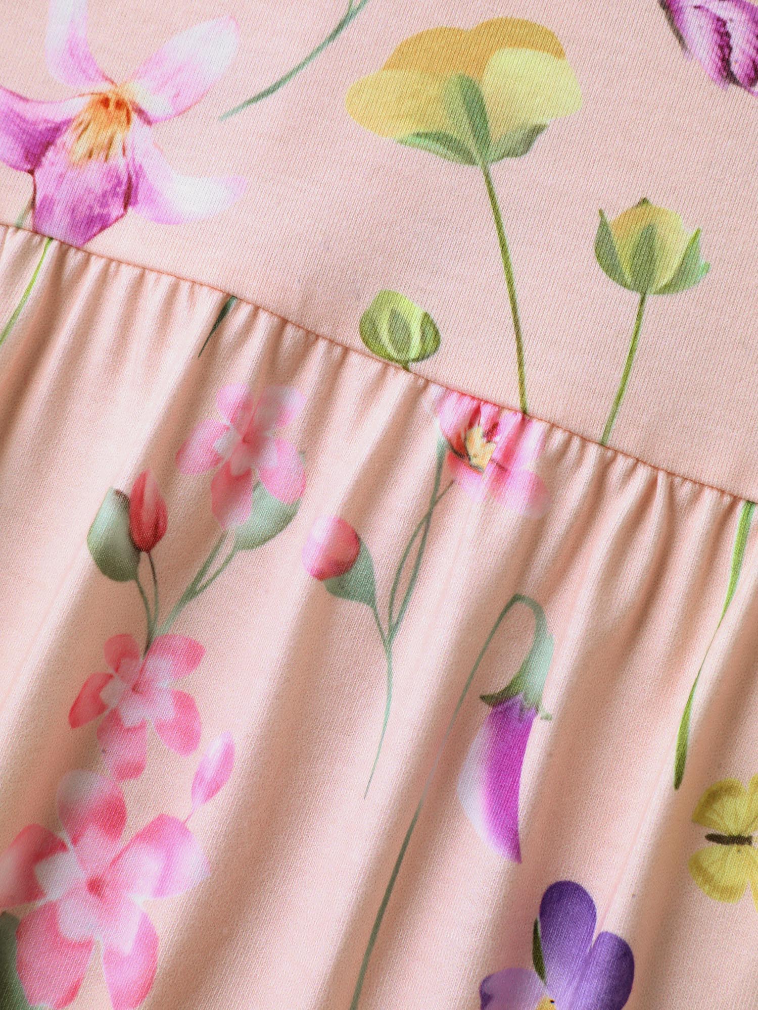 Floral Print Flowy Pleated Tank Top