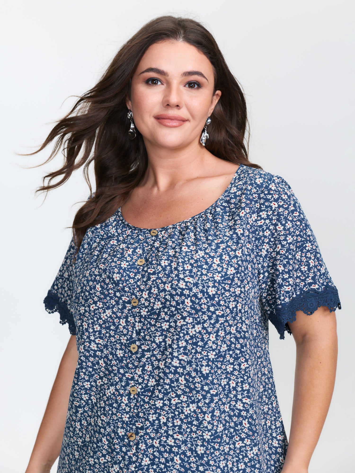 Floral Print Buttons Lace Sleeve Blouse