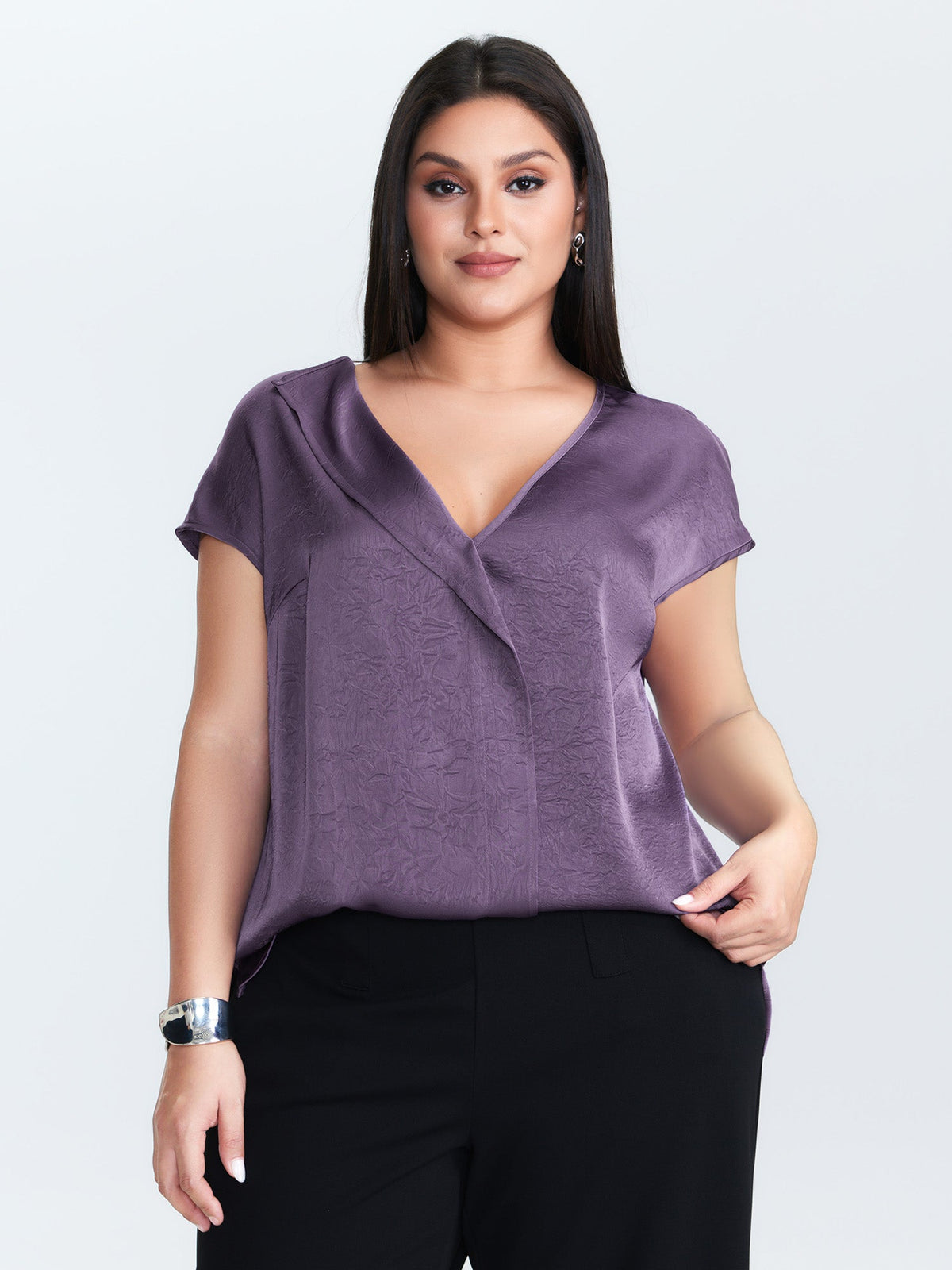 Plain Collar Neckline Flowy Blouse