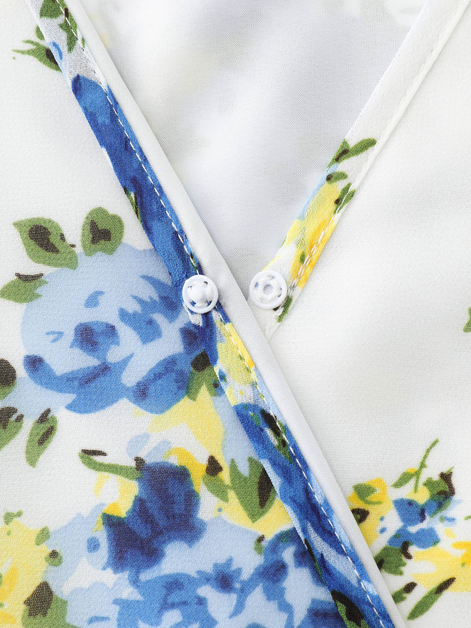 Stretchy Floral Print Fit And Flare Blouse