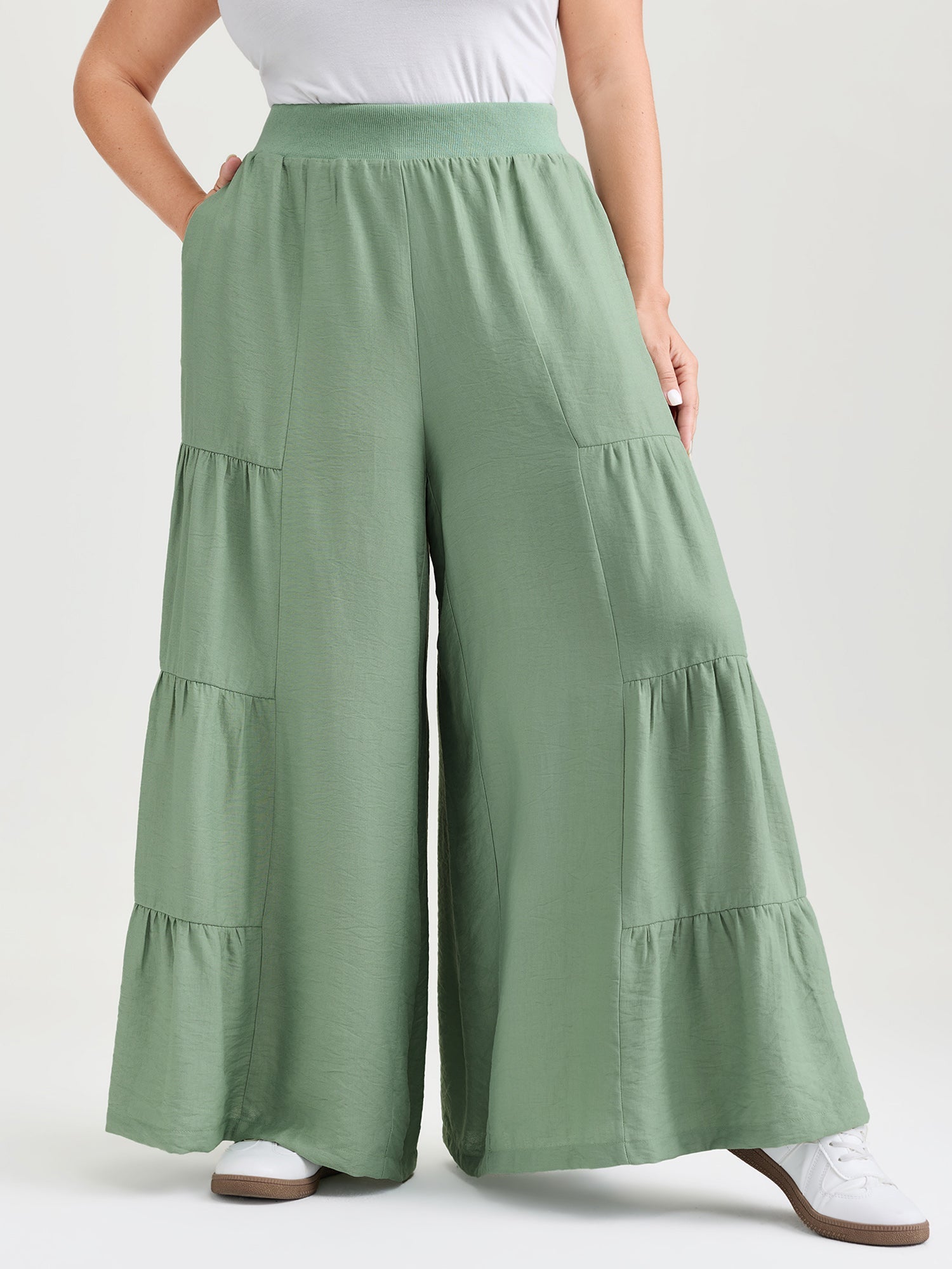 Supersoft Tiered Wide-Leg Pants
