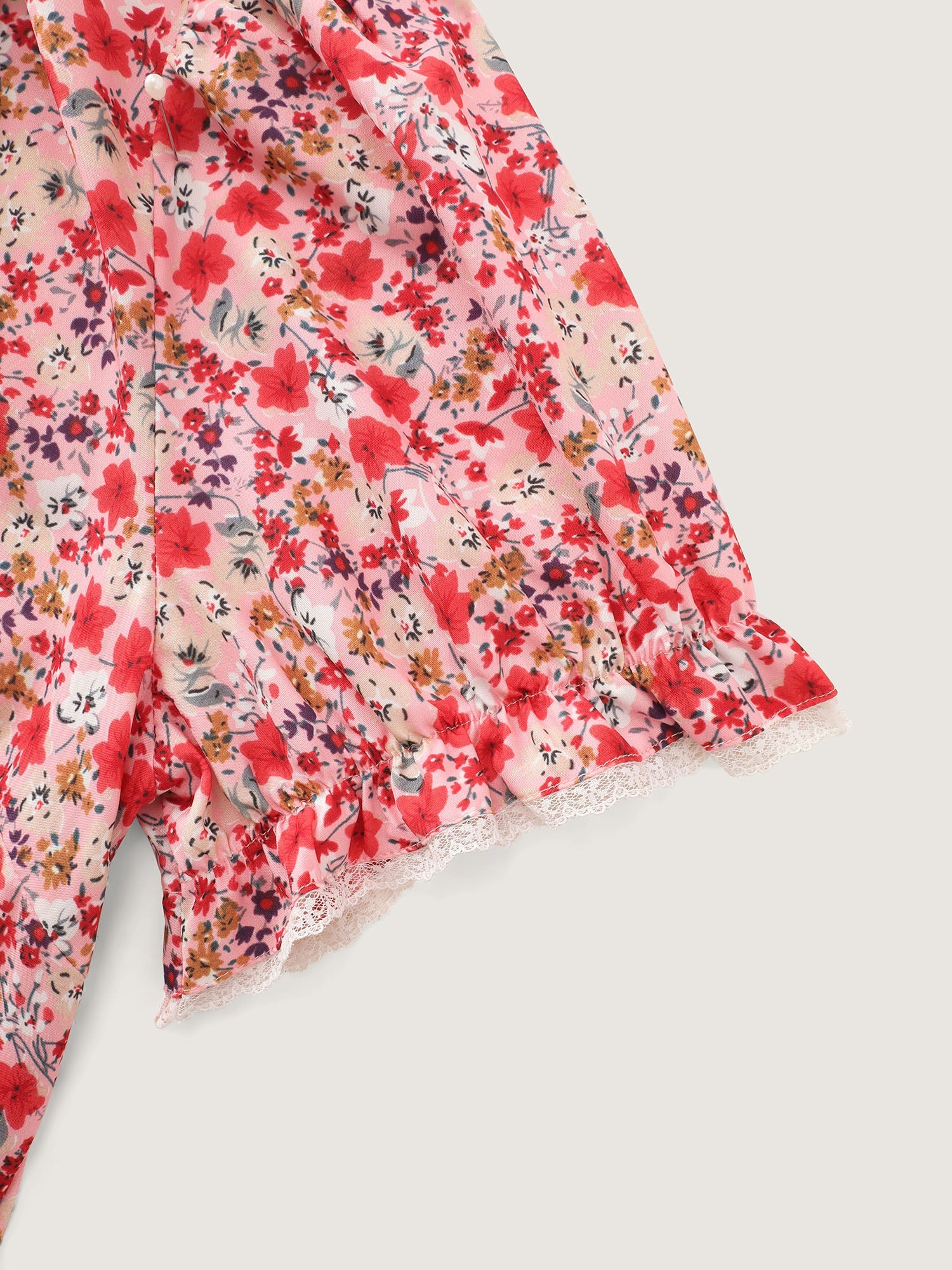 Sweet Floral Print Lettuce Leaf Detail Blouse