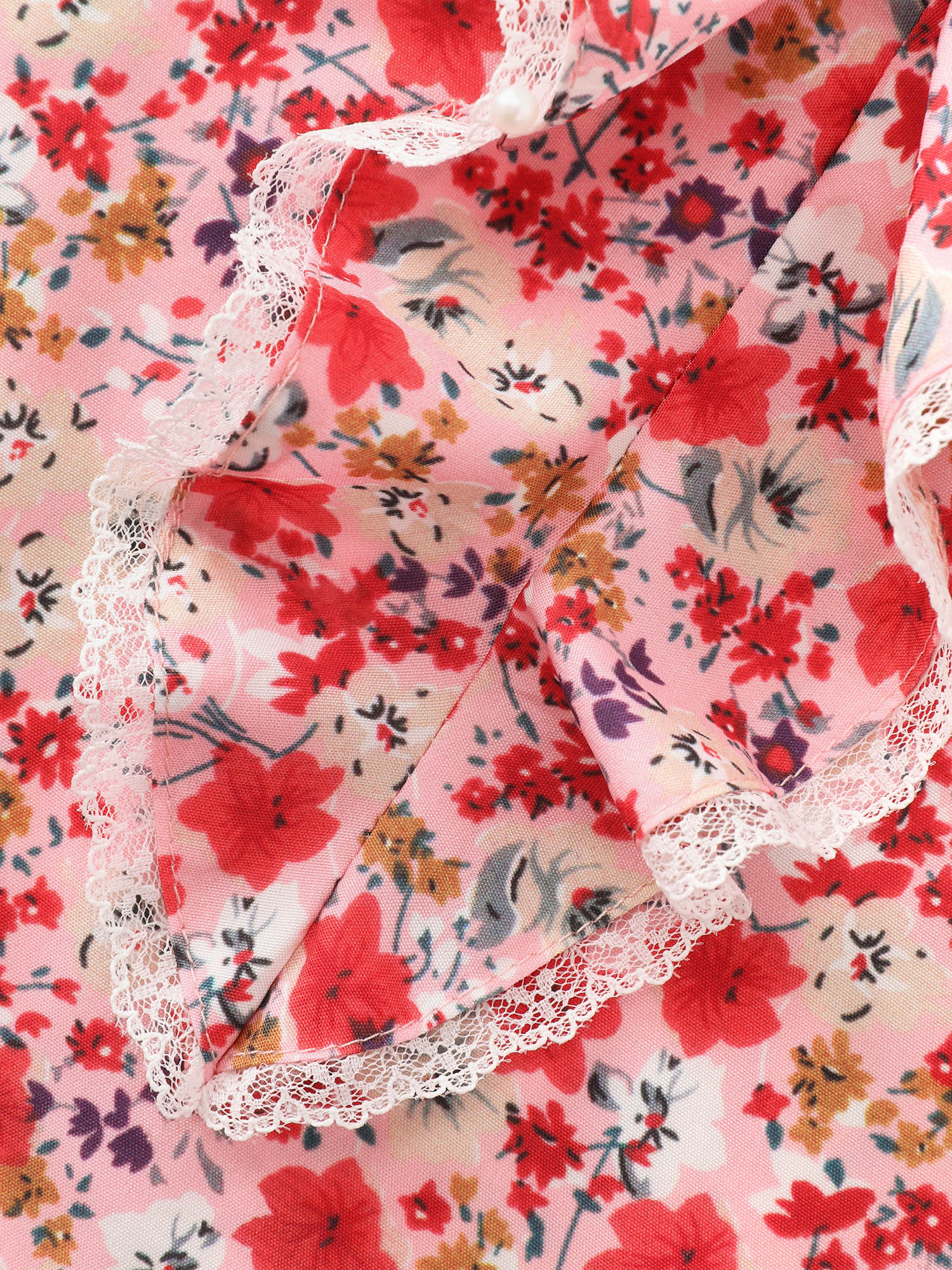 Sweet Floral Print Lettuce Leaf Detail Blouse