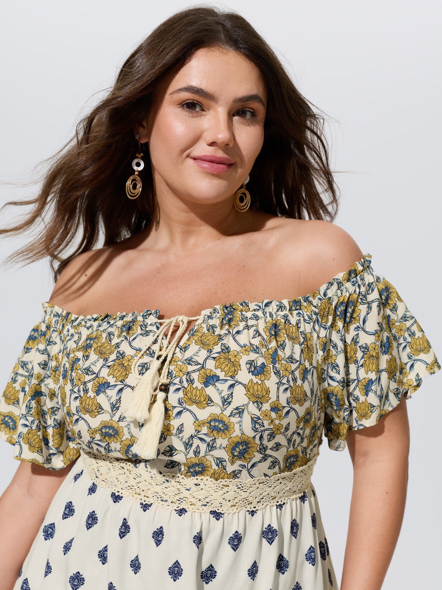 Floral Print Off-Shoulder Color Contrast Top