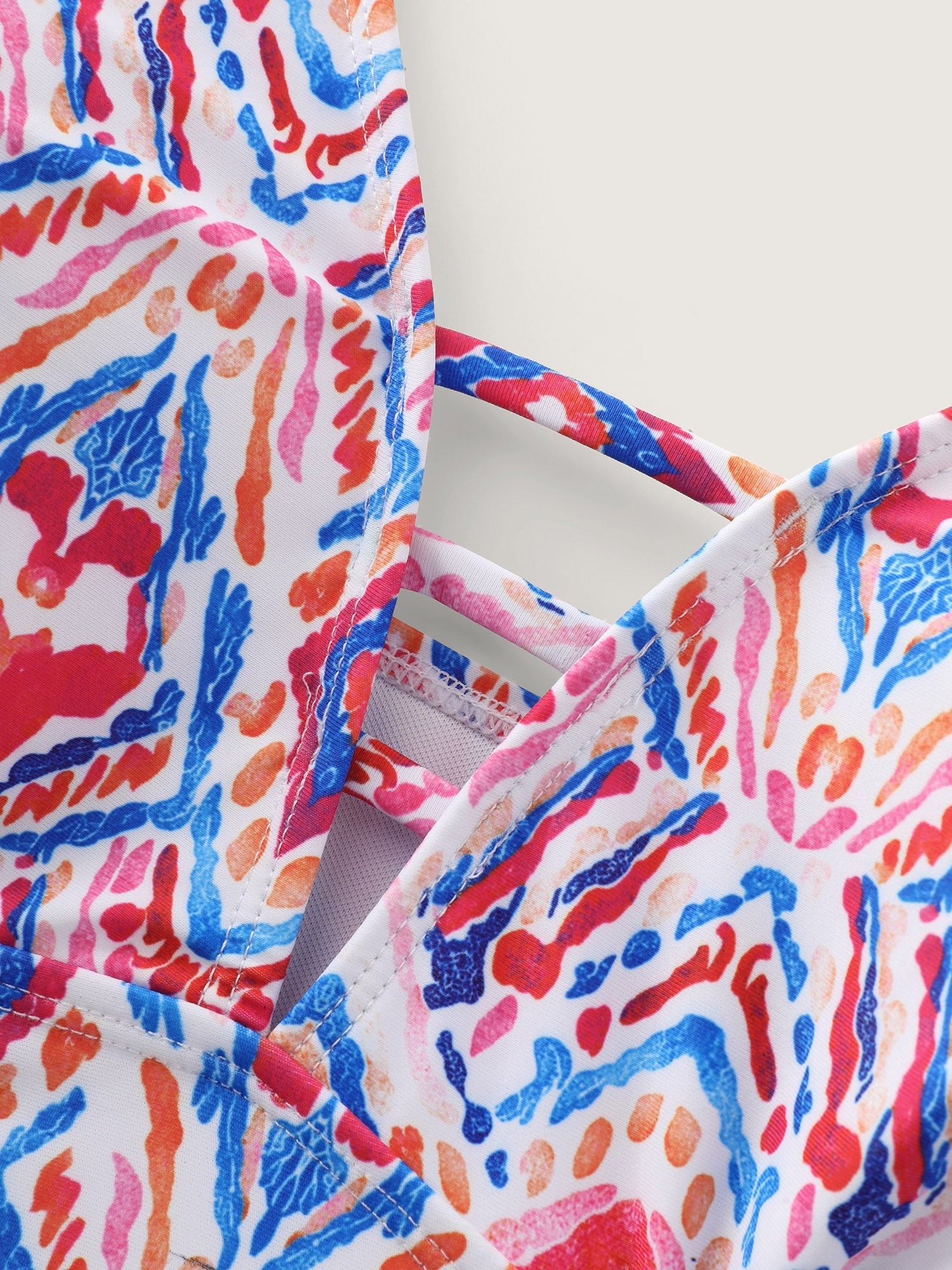 Geometric Print Cut-Out Neckline Swim Top