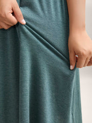 Stretchy Flutter Sleeve Pleated Midi Dress