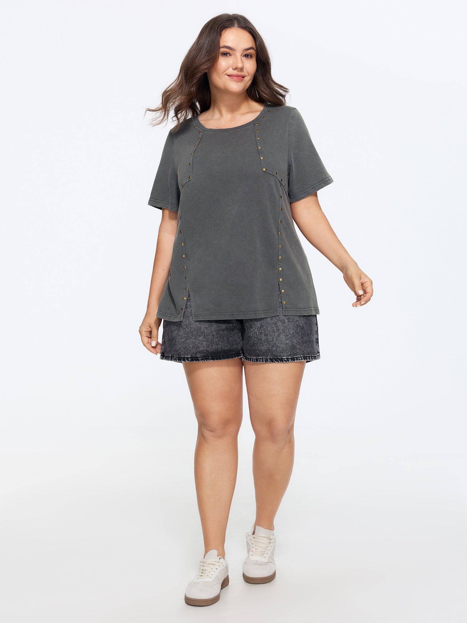 Beadwork Split Hem Plain T-Shirt