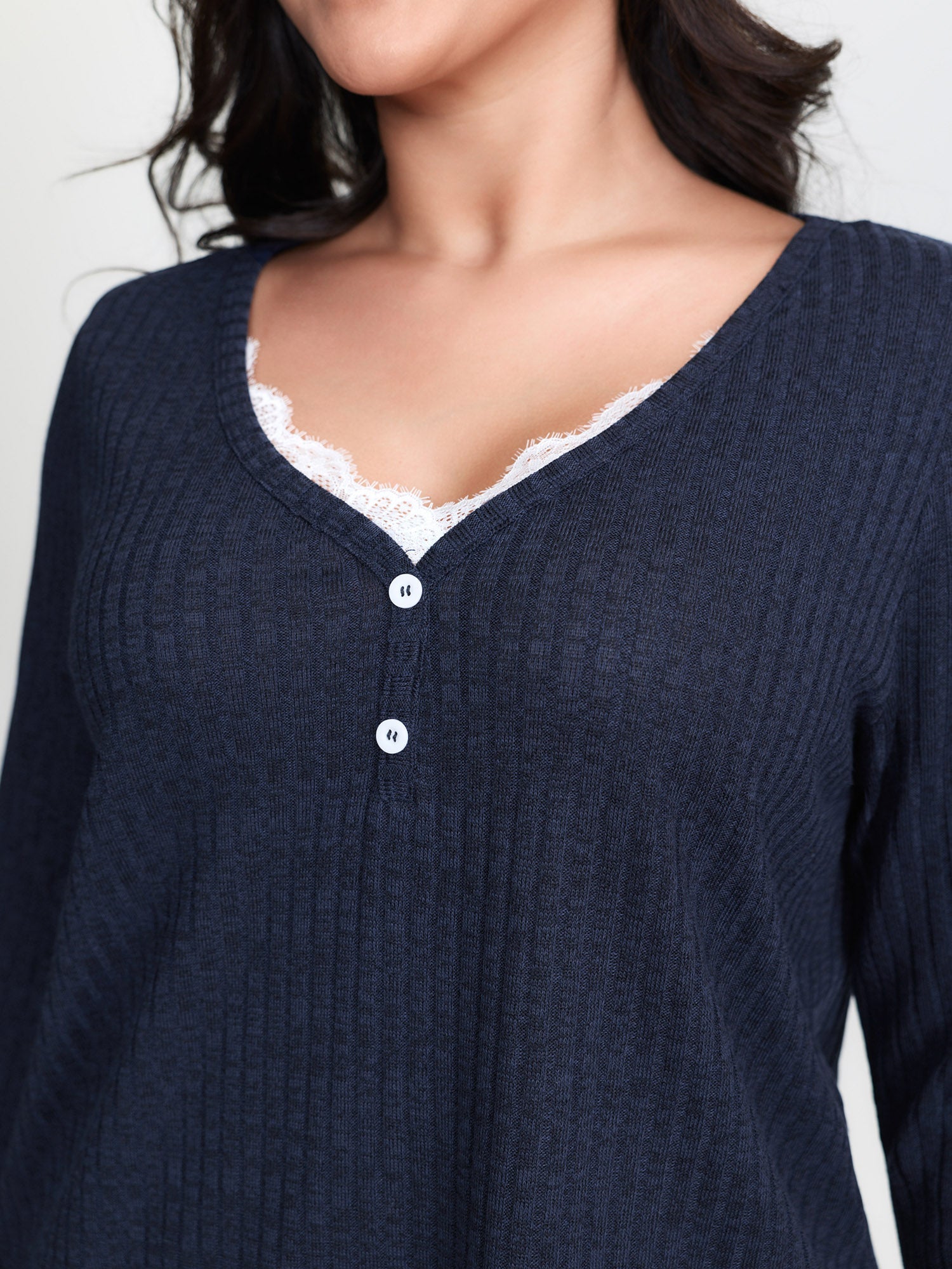 Stretchy V-Neck Curvy-Fit T-Shirt