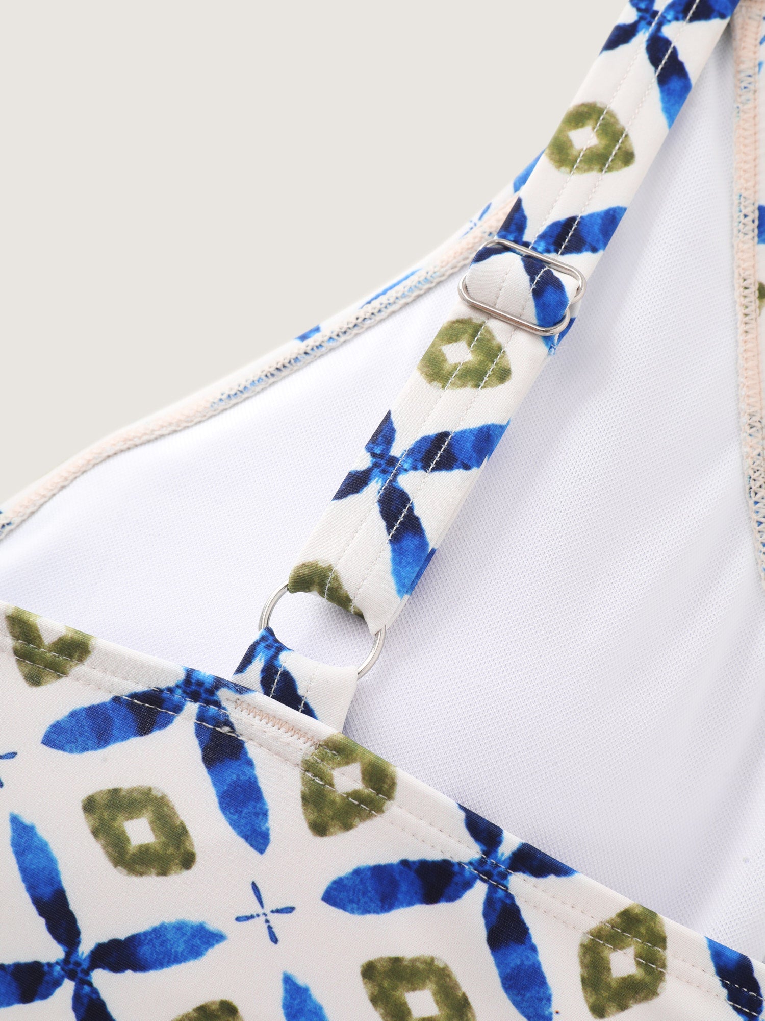 Geometric Print V-Neckline Swim Top