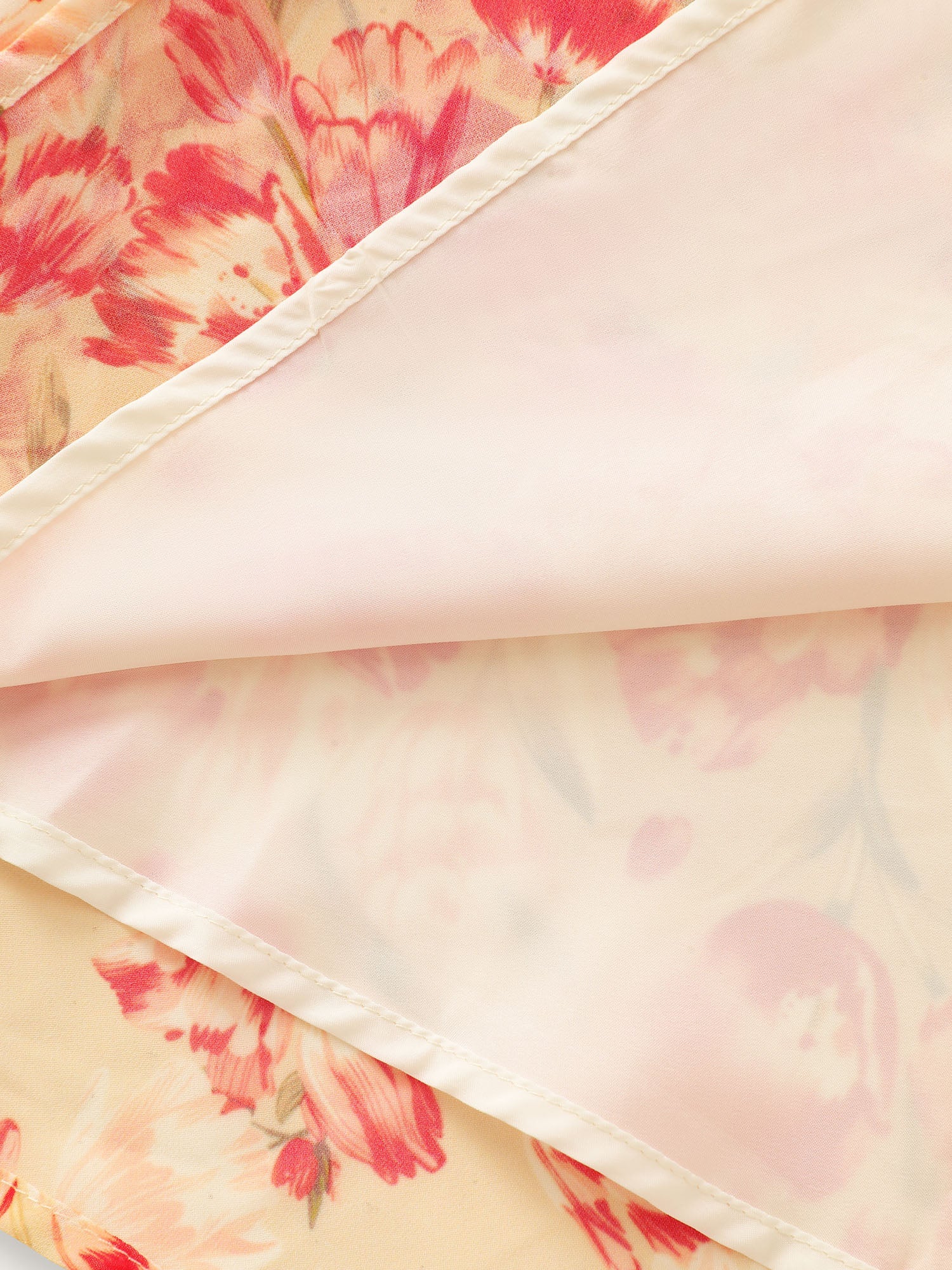 Floral Print Triangular Waist Shirred Midi Dress