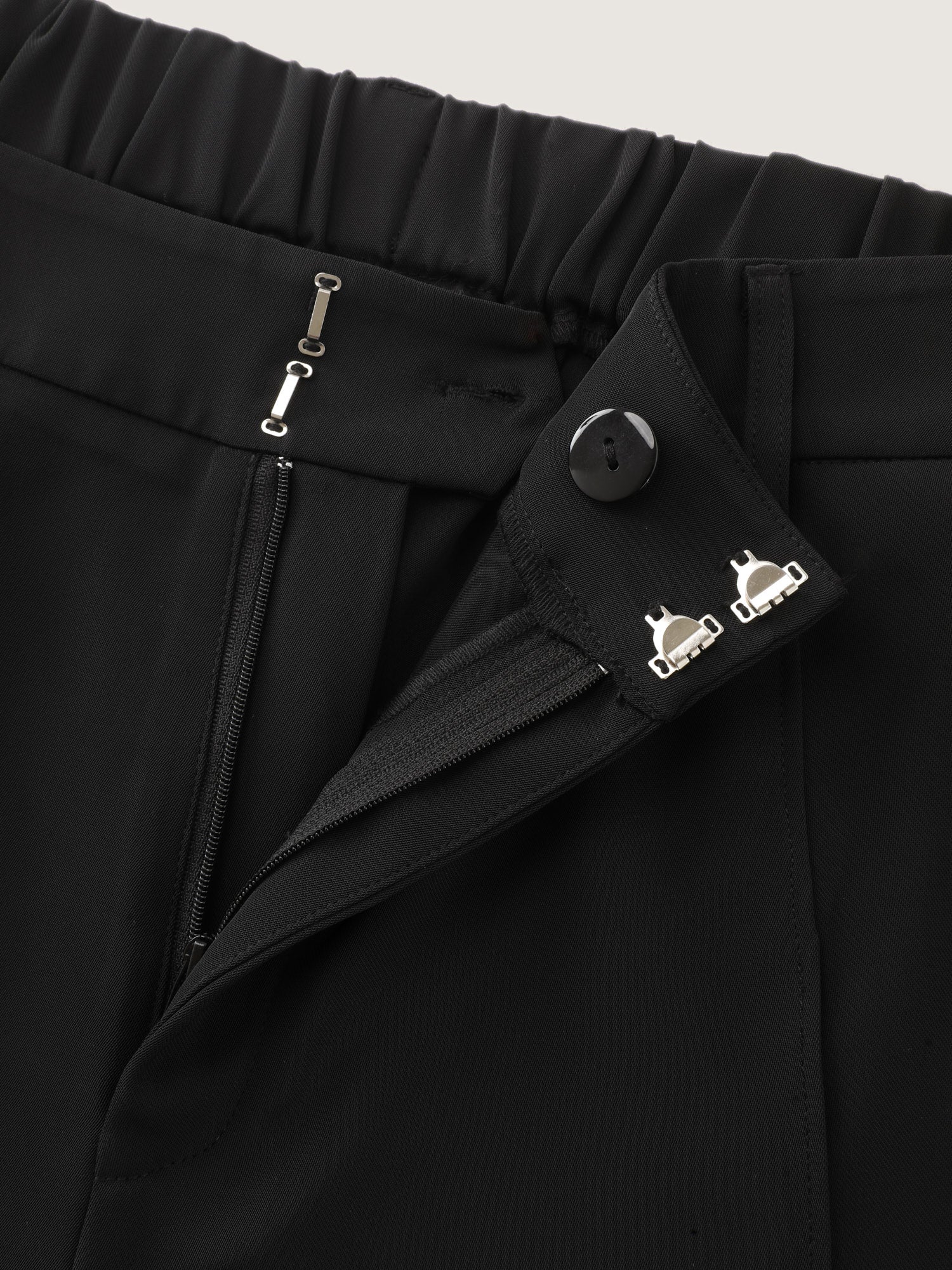 Pull-On Straight-Leg Shorts