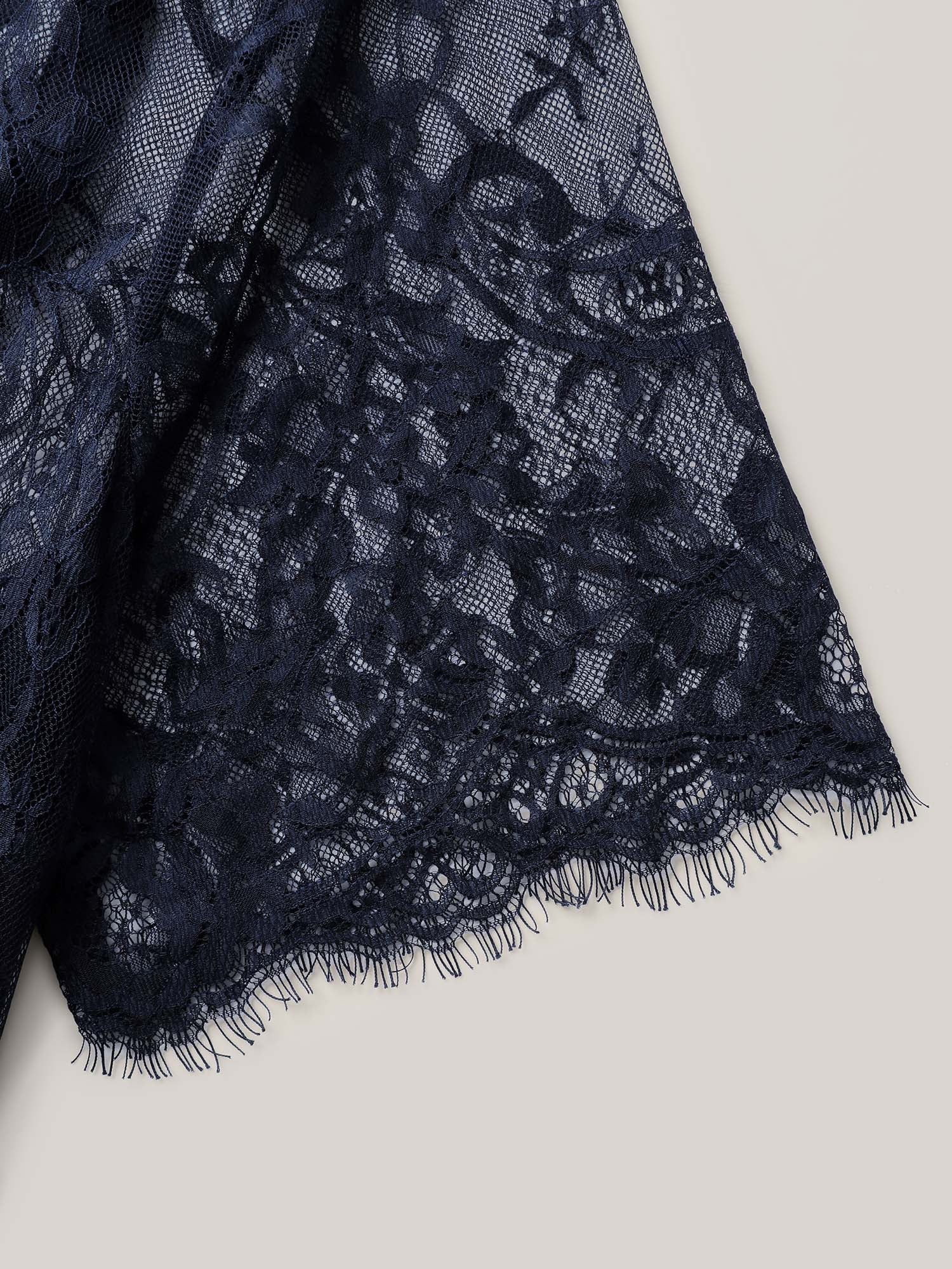 Two-Piece Romantic Sheer Lace Lined T-Shirt
