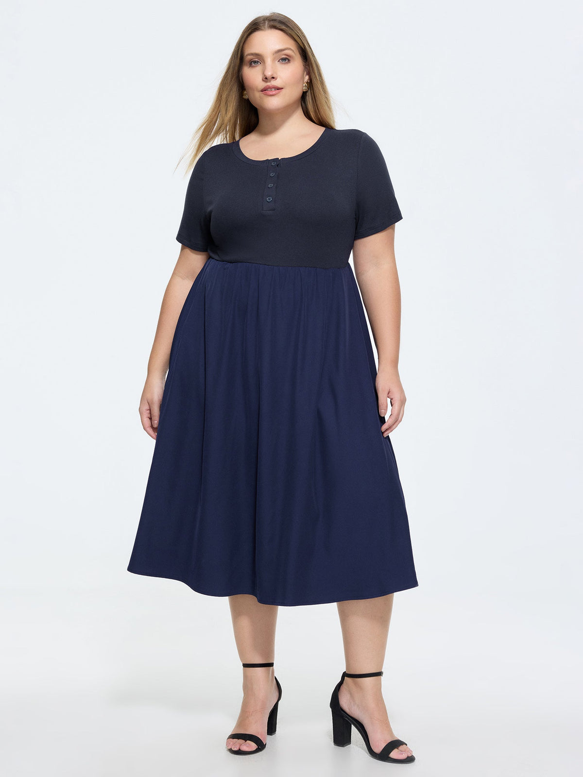 Half Button Placket Round Neck Midi Dress