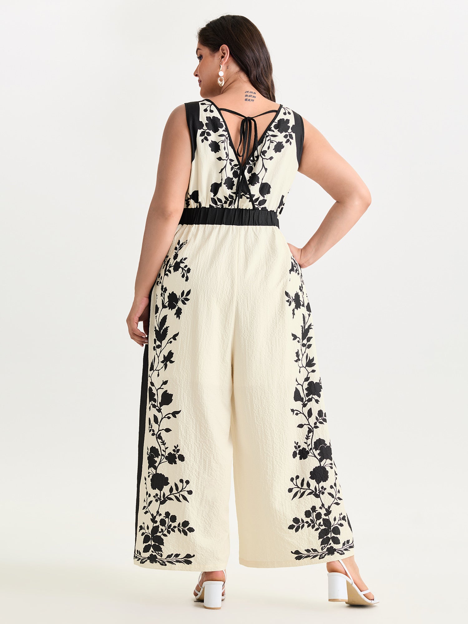 Color Contrast Floral Print Back-Tie Jumpsuit