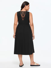 Stretchy Lace Cut-Out Pockets Midi Dress