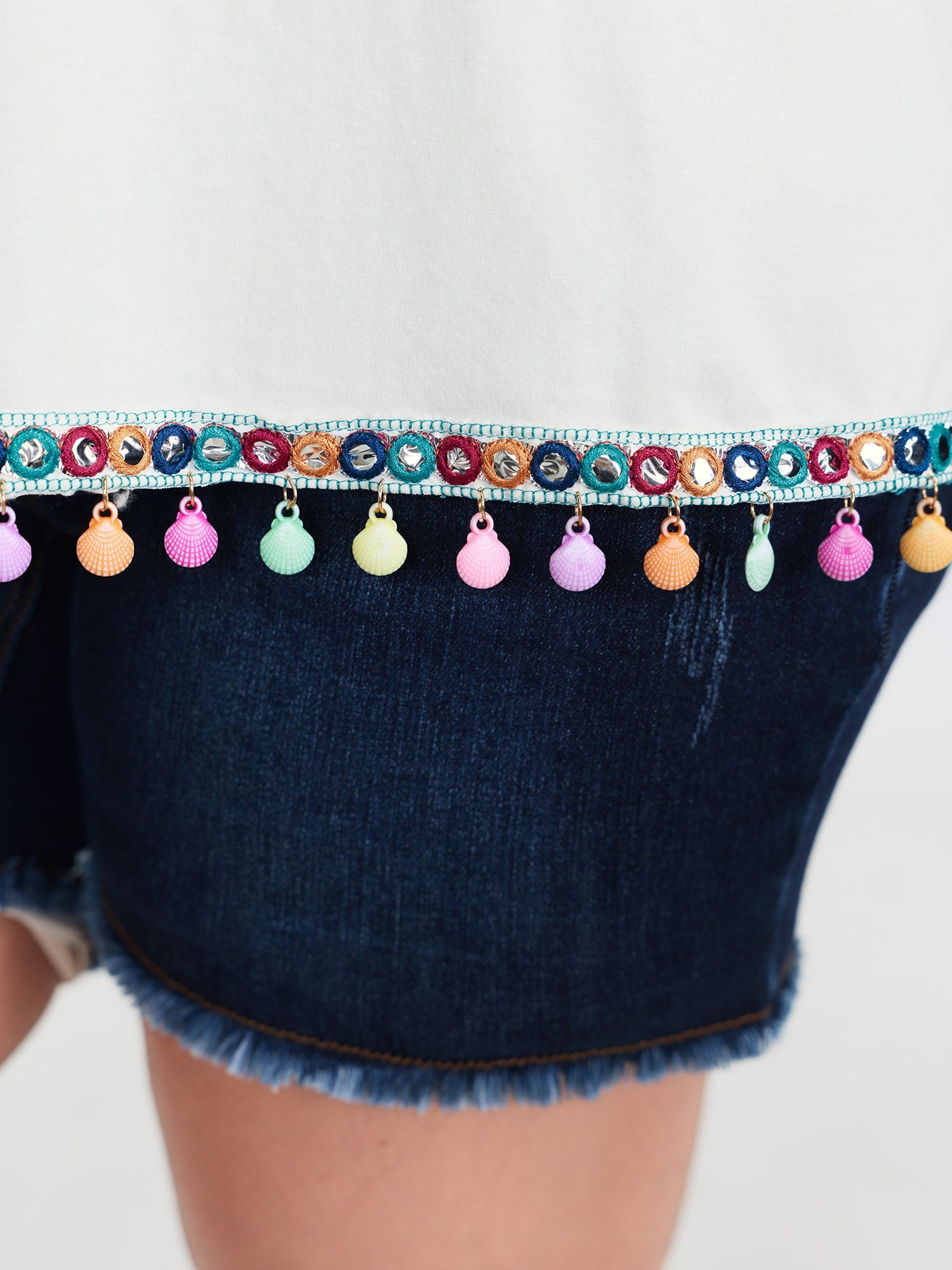 Cotton Stretchy Colorful Tassels Round Neck T-Shirt