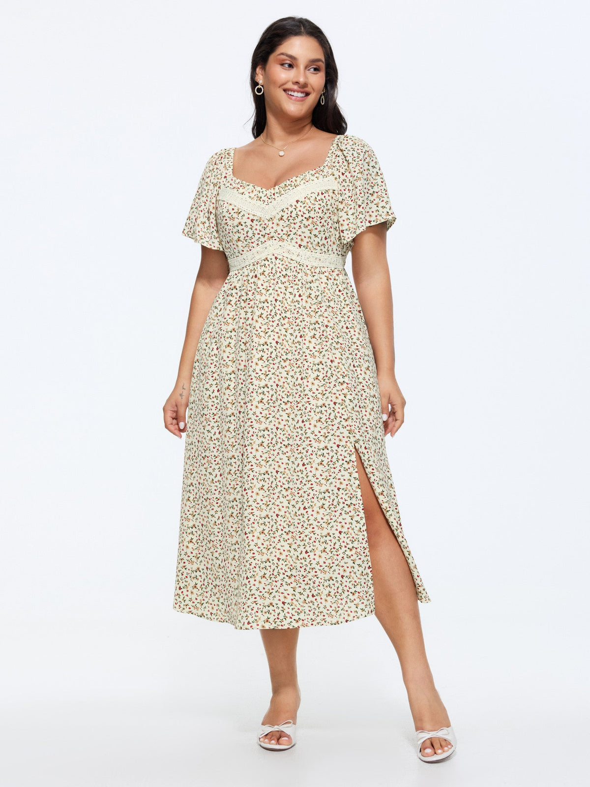 Ditsy Floral Print Sweetheart Lace Neckline Midi Dress