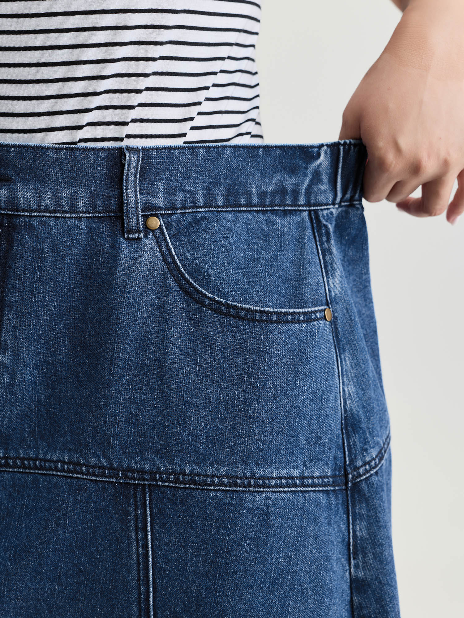 Elastic Back Waistband Maxi Denim Skirt