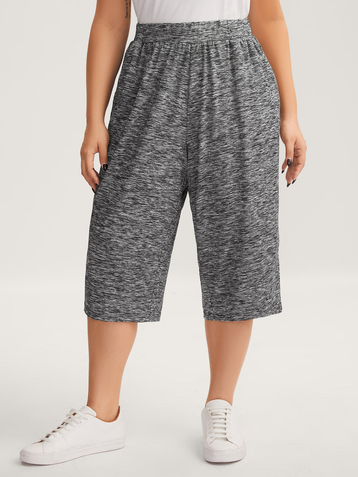 Stretchy Straight Leg Capri Pants
