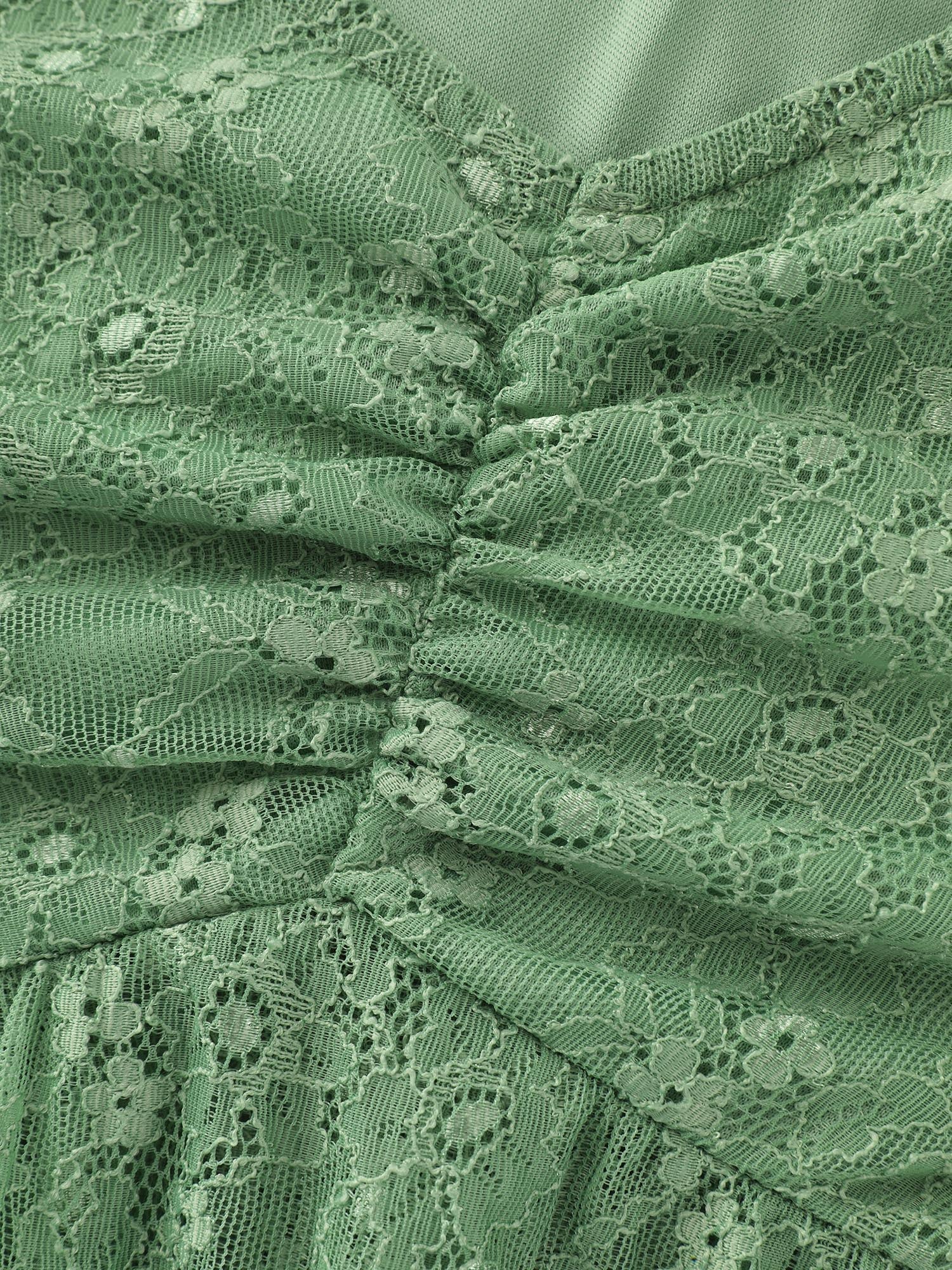 Stretchy Floral Lace Sweetheart Neckline Blouse