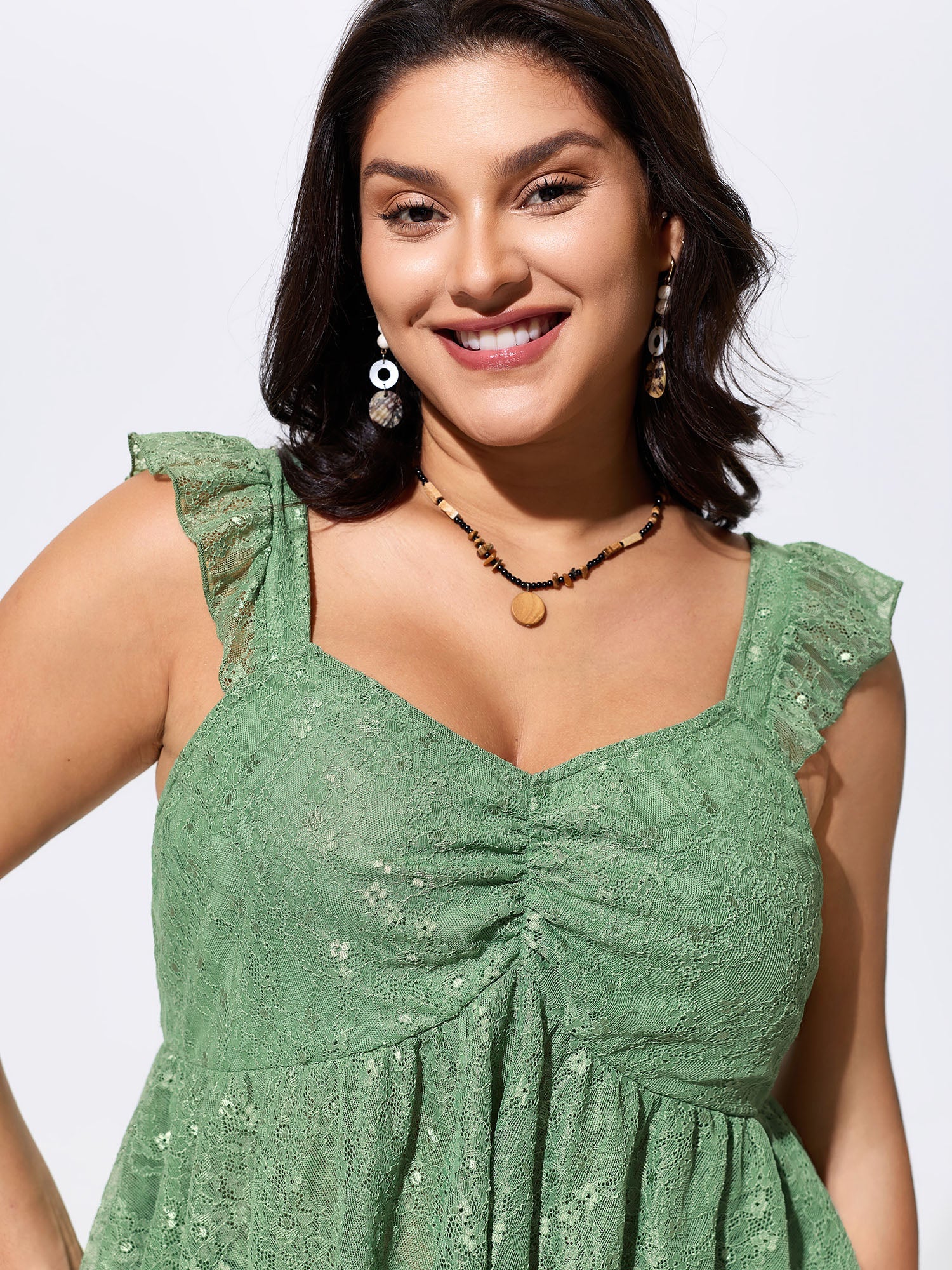 Stretchy Floral Lace Sweetheart Neckline Blouse