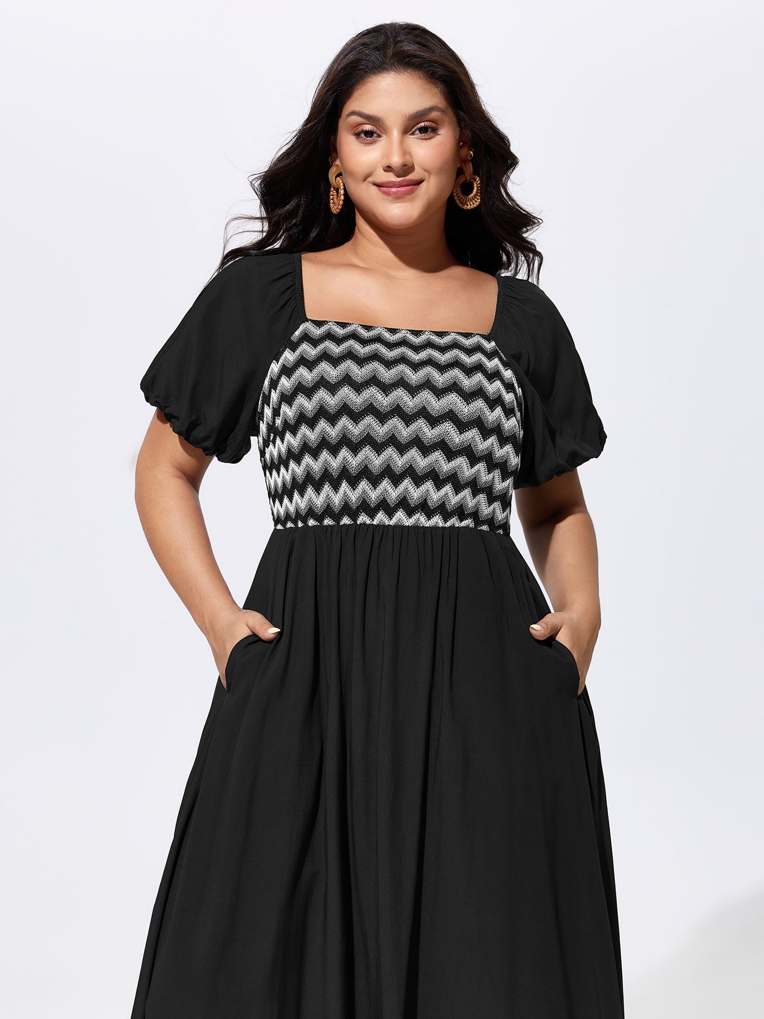 Wavy Color Contrast Square Neckline Midi Dress