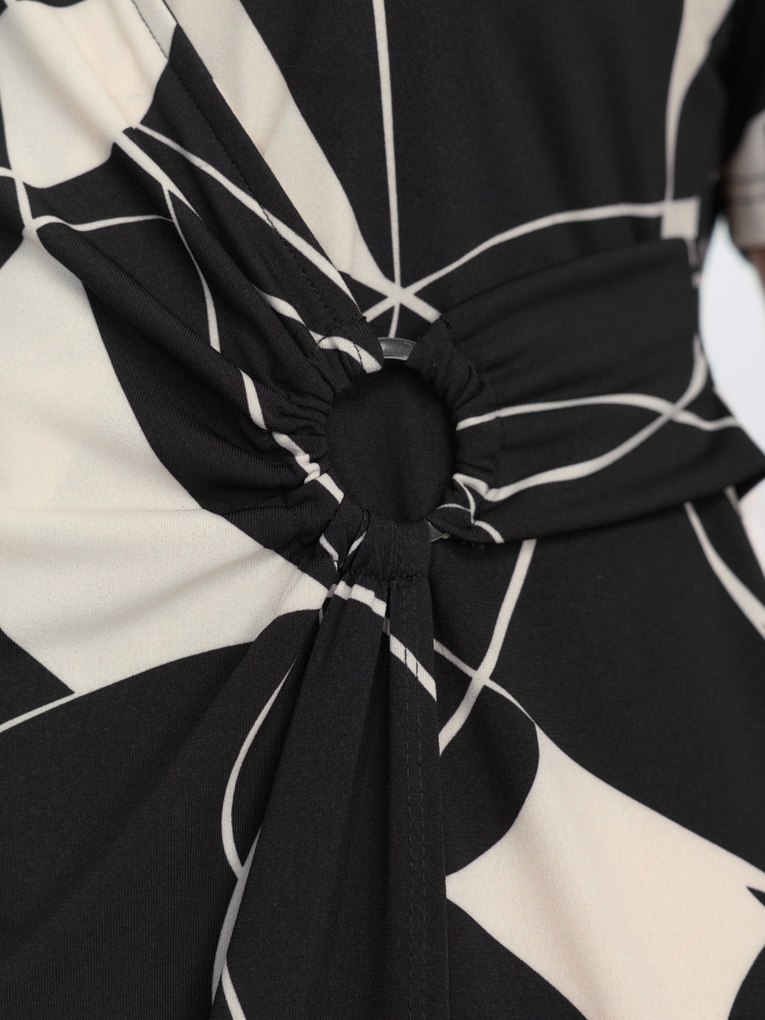 Geometric Print Stretchy Knotted Midi Dress