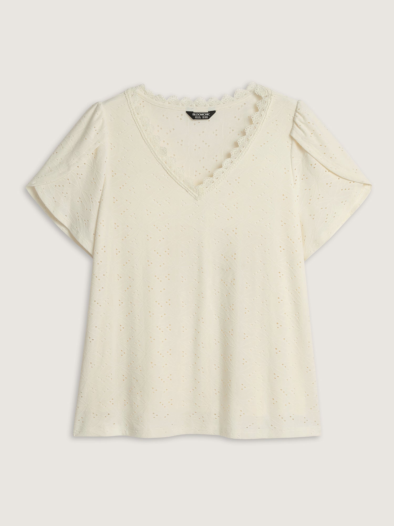 Eyelet Trim Stretchy V-Neck T-Shirt