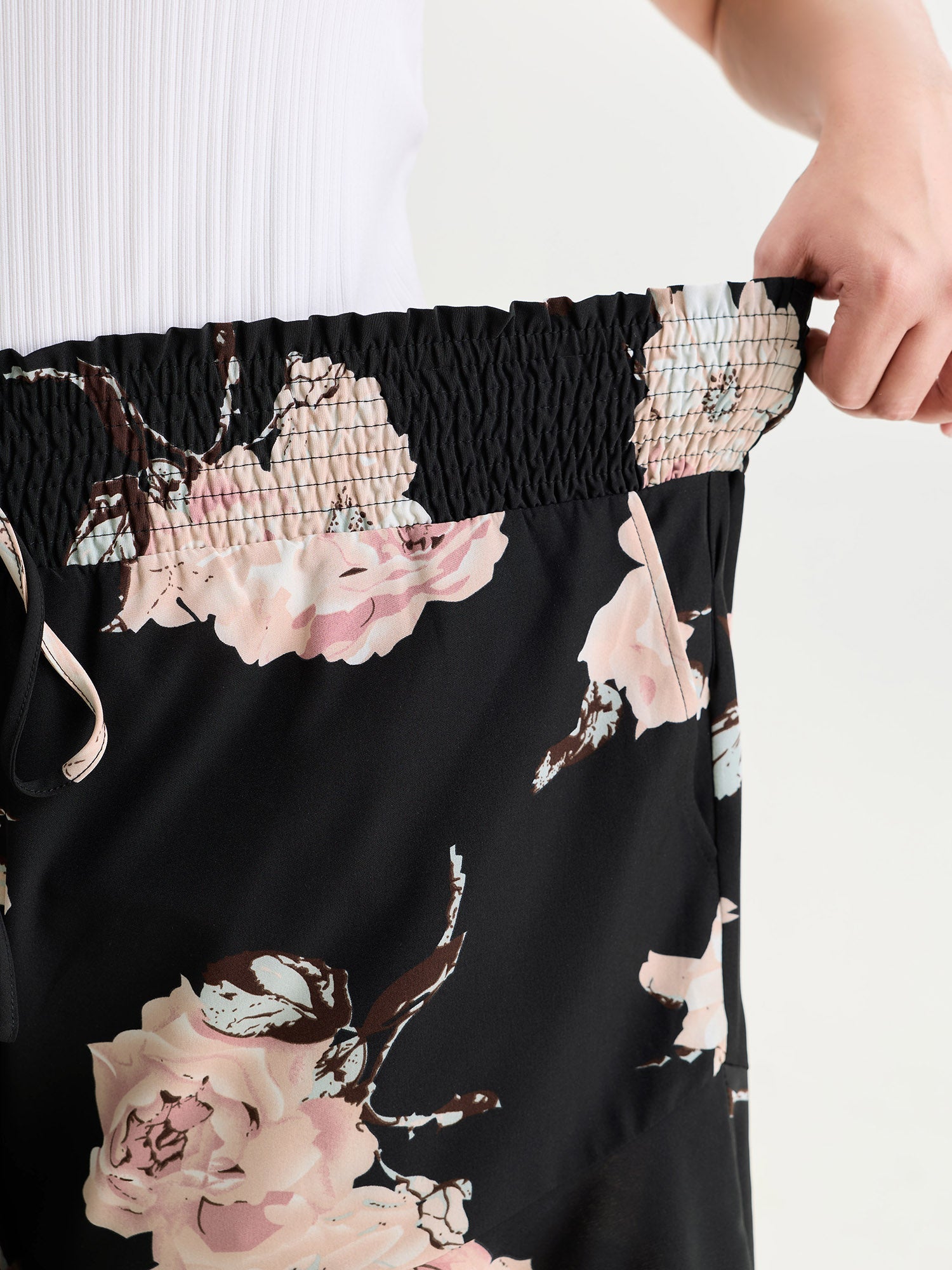 Floral Print Shirred Waist Drawstring Pants